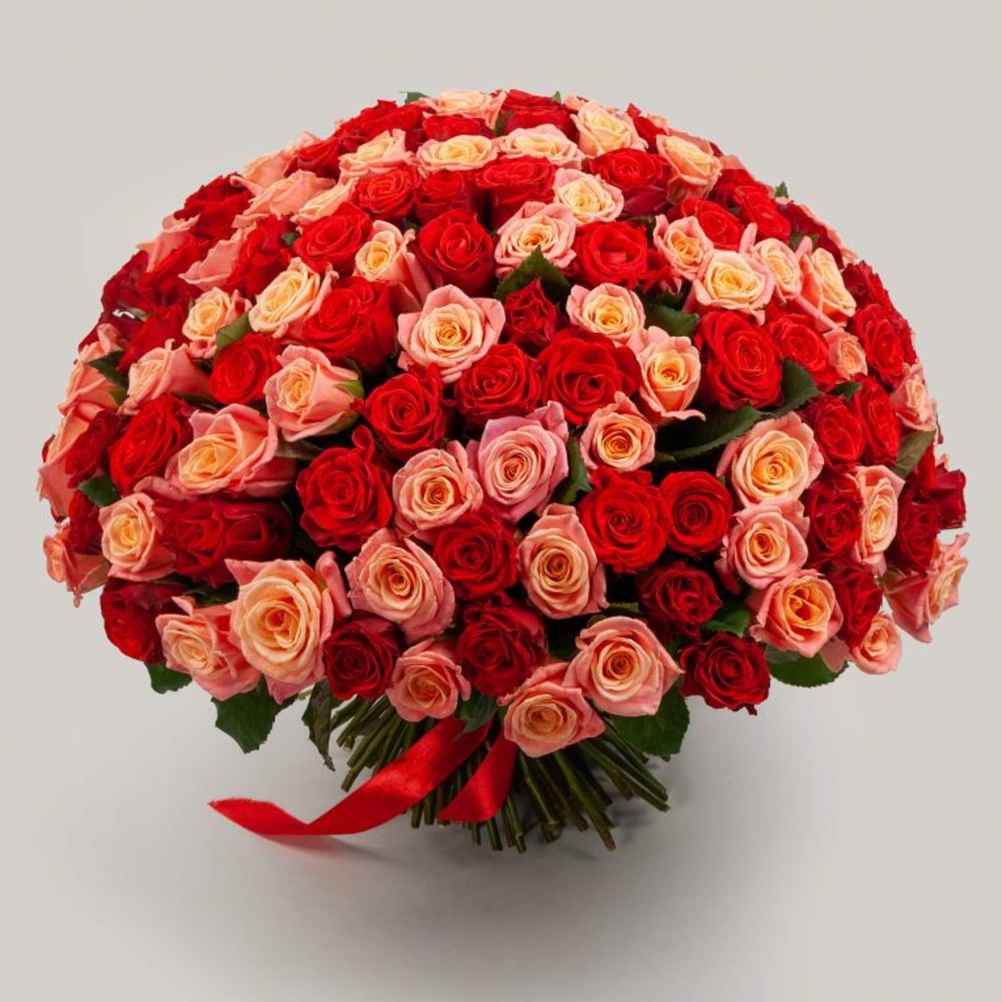 Estilo &Uacute;nico 
Descubre nuestra exclusiva colecci&oacute;n de ramos buch&oacute;n de tonos personalizados