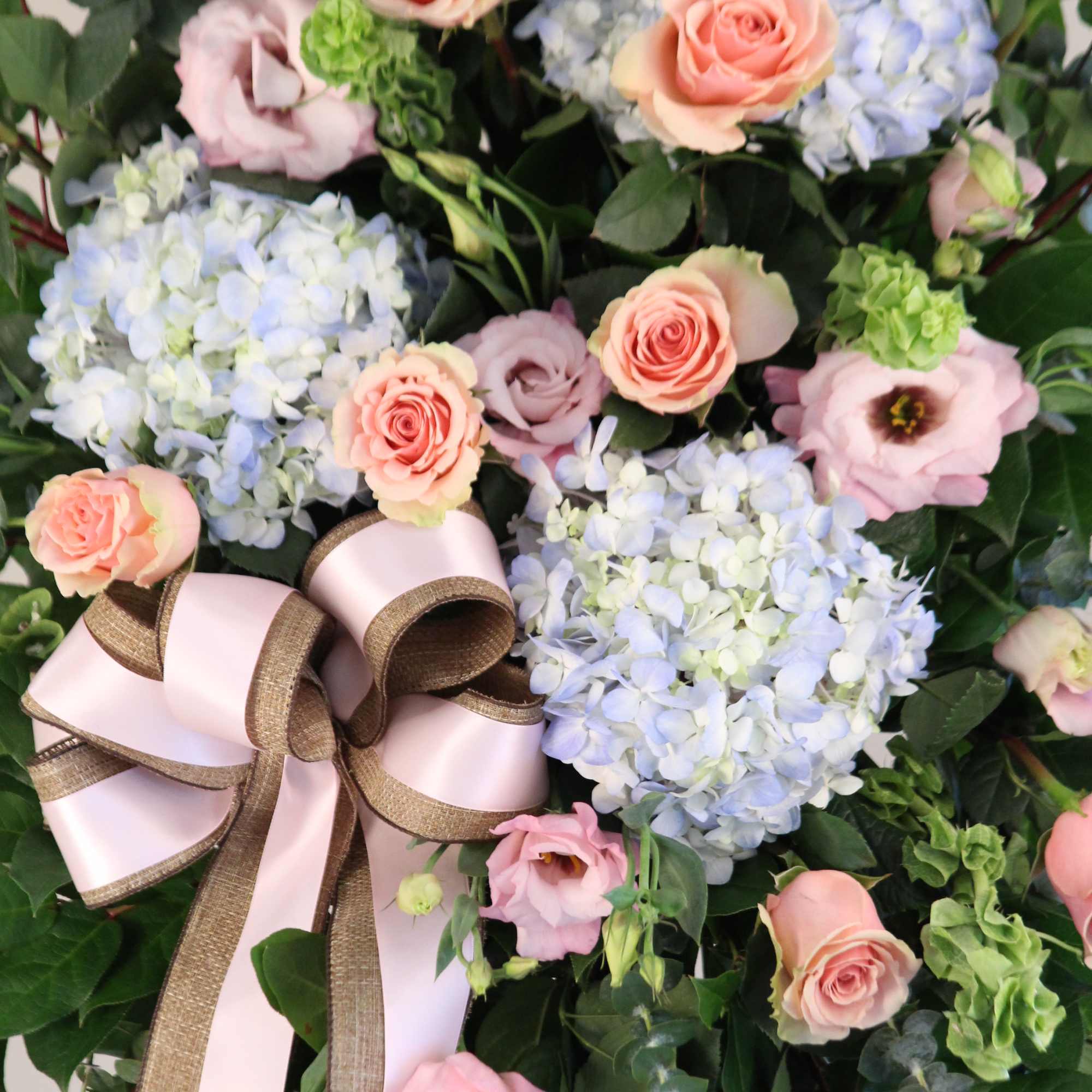 Express deep condolences and strong hopes for the future with an elegant Express deep condolences and strong hopes for the future with an elegant