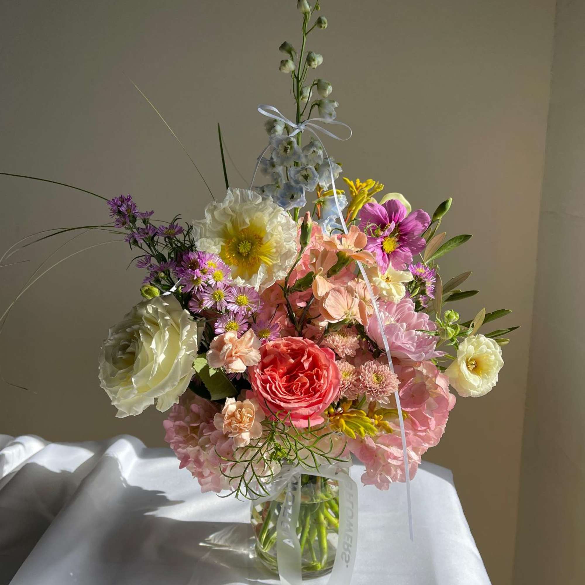 Mixed Colors in a Vase
A joyful blend of seasonal blooms in every Mixed Colors in a Vase
A joyful blend of seasonal blooms in every