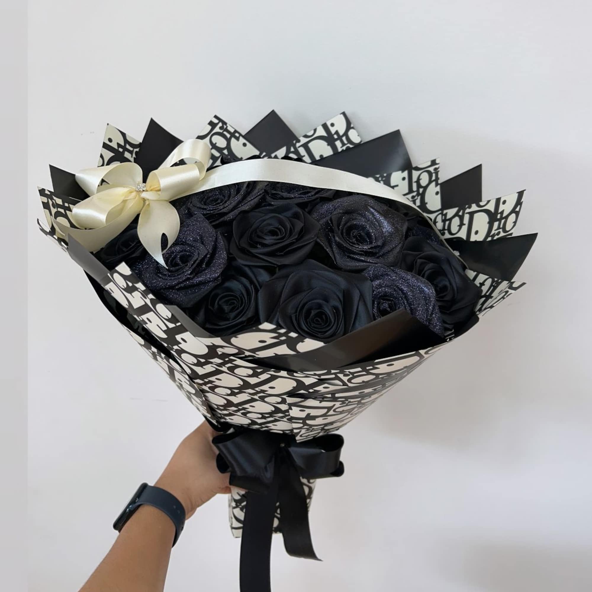 Beautiful ribbon rose bouquets can be customized with a small phrase ideal Beautiful ribbon rose bouquets can be customized with a small phrase ideal