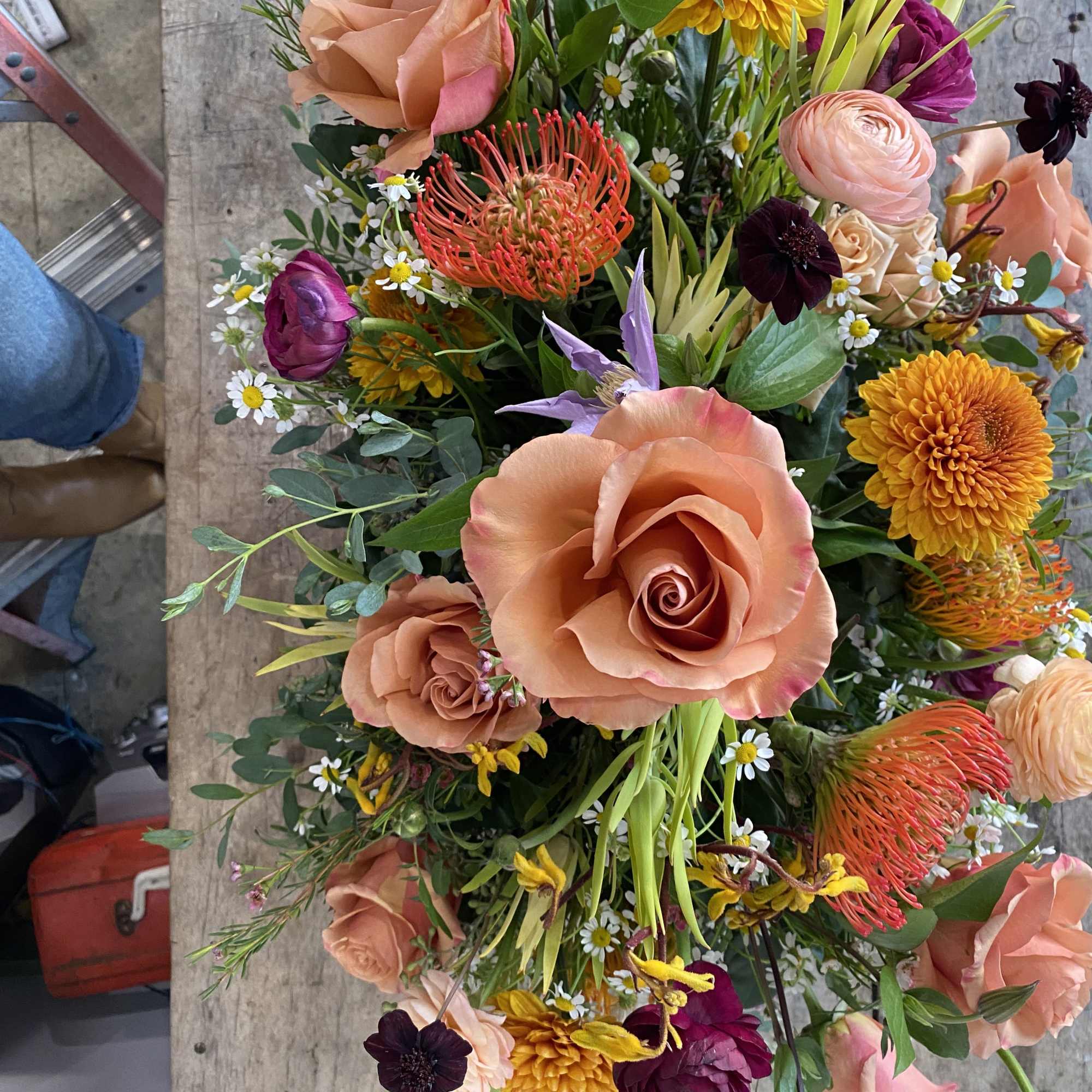 Looking for a gorgeous centerpiece for your Thanksgiving celebration? Our talented designers