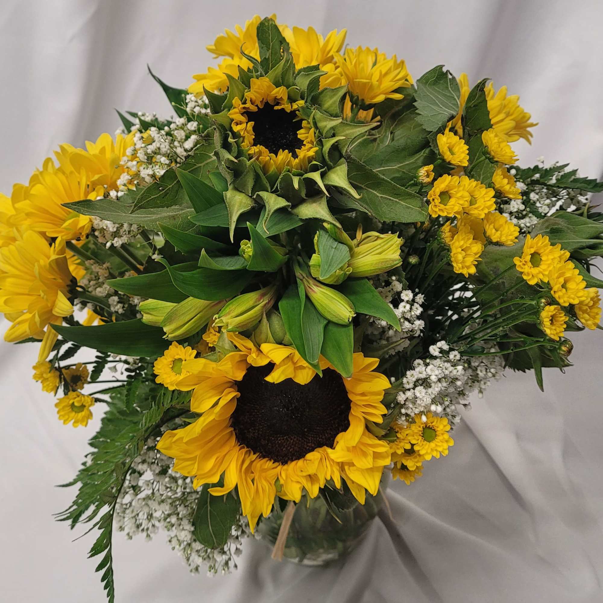 Sunflowers let&#039;s face it, are a happy flower any time of year.