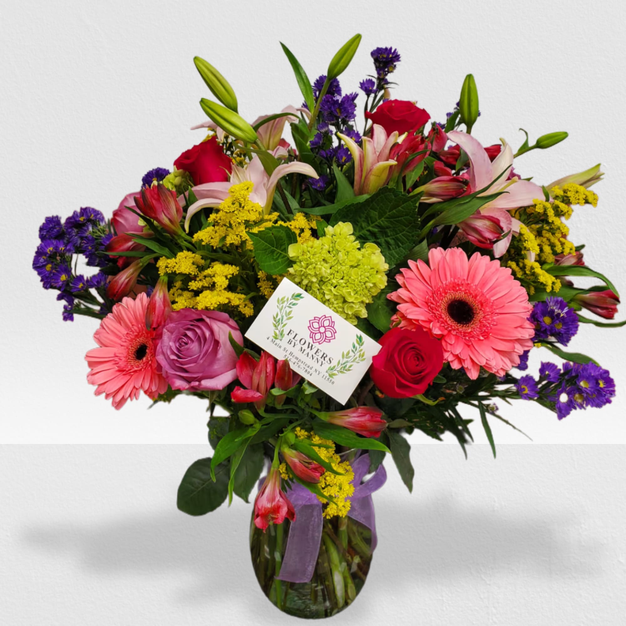 A mixed of flowers using bright colors