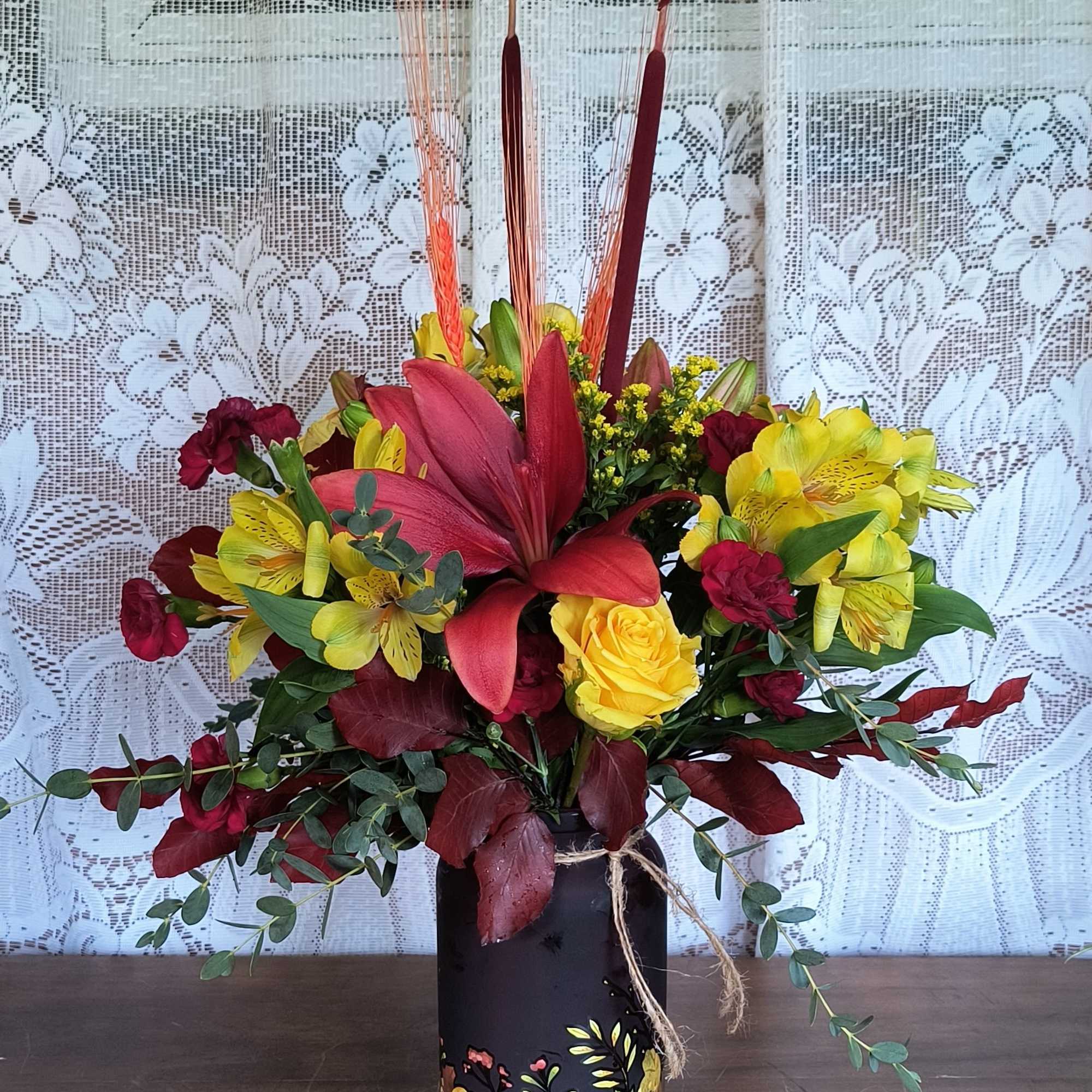 This arrangement is on fire!  The bold reds and bright yellows