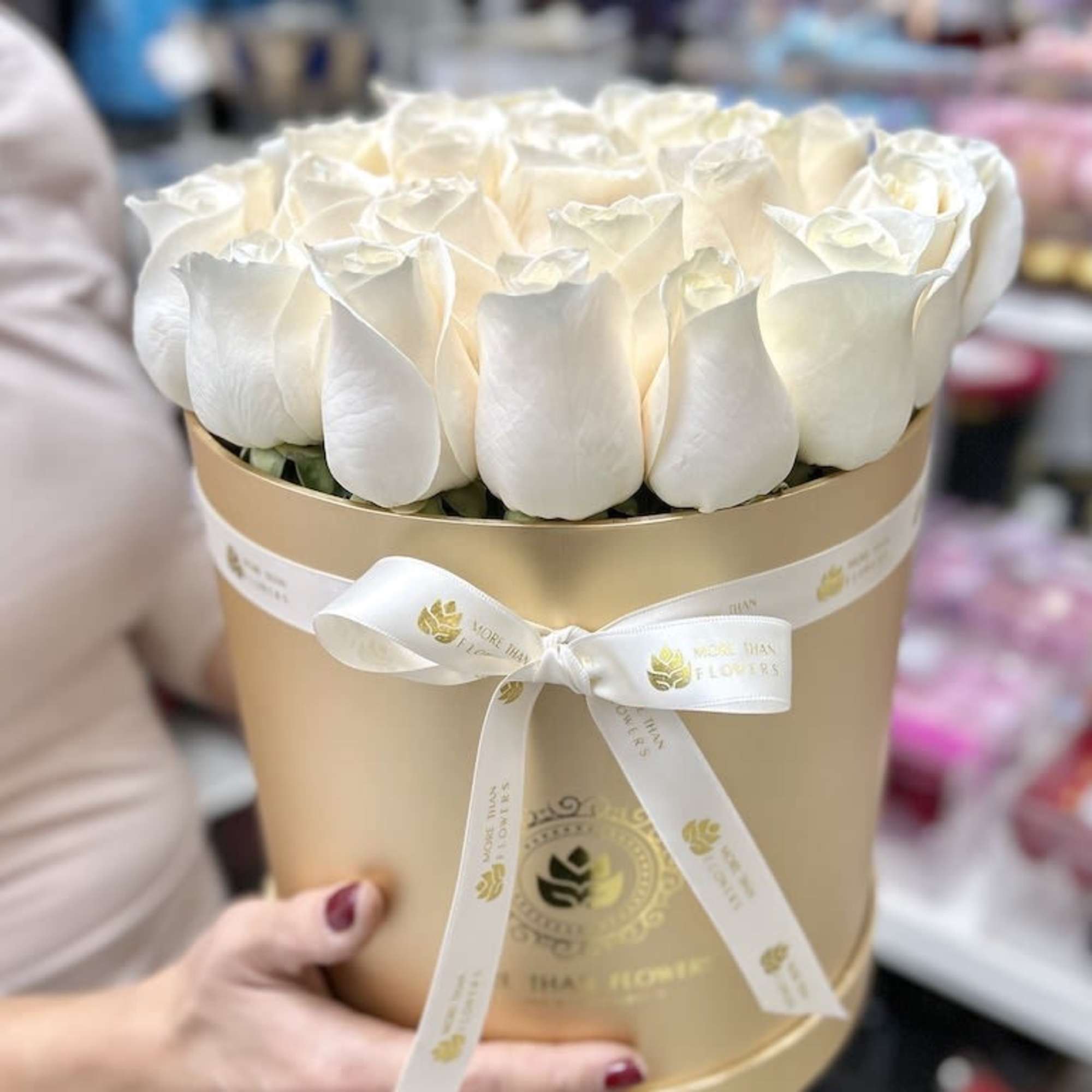 Round Box Roses Bouquet: Think different! Hand picked roses artistically placed in