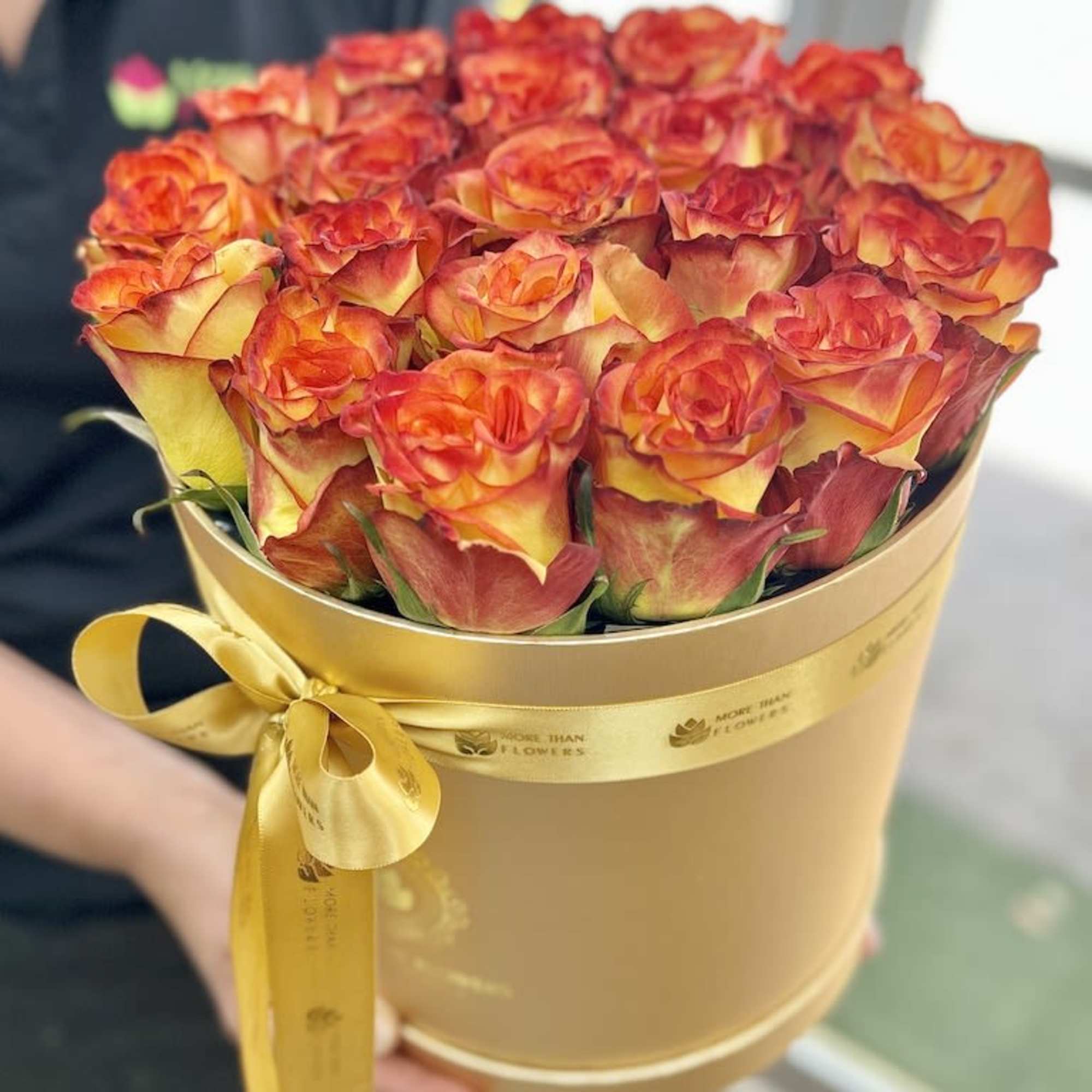 Round Box Roses Bouquet: Think different! Hand picked roses artistically placed in