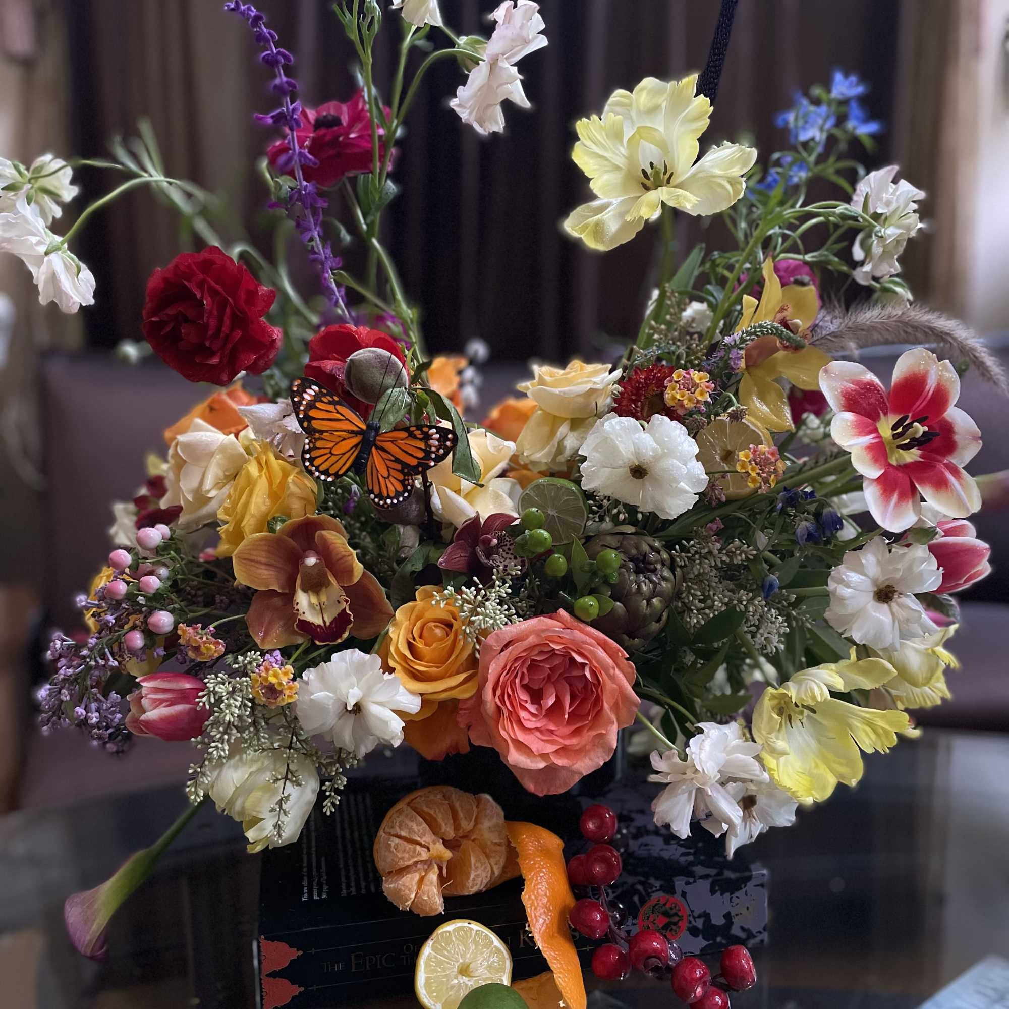 Attention all flower enthusiasts! Are you ready to indulge in a delightful