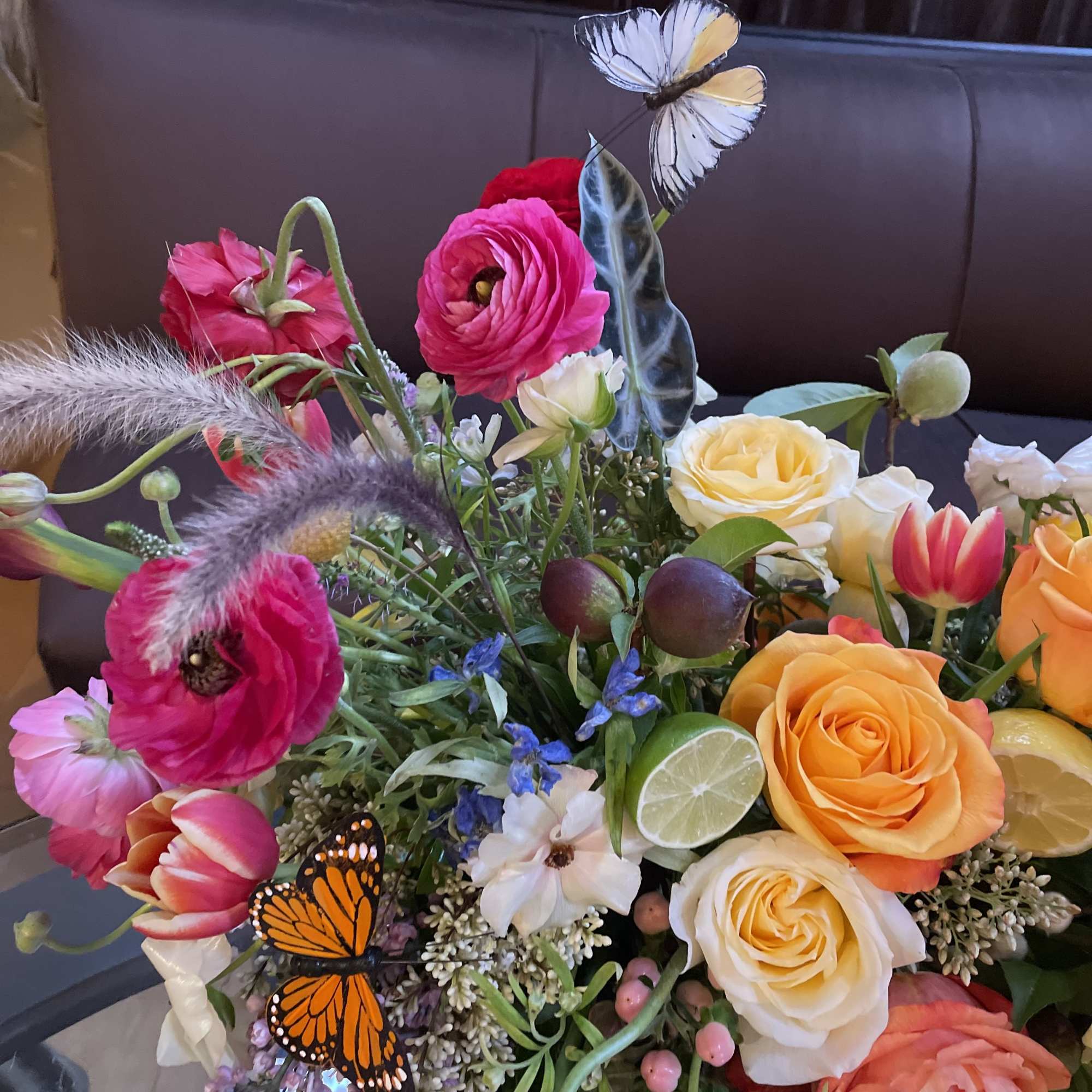 Attention all flower enthusiasts! Are you ready to indulge in a delightful