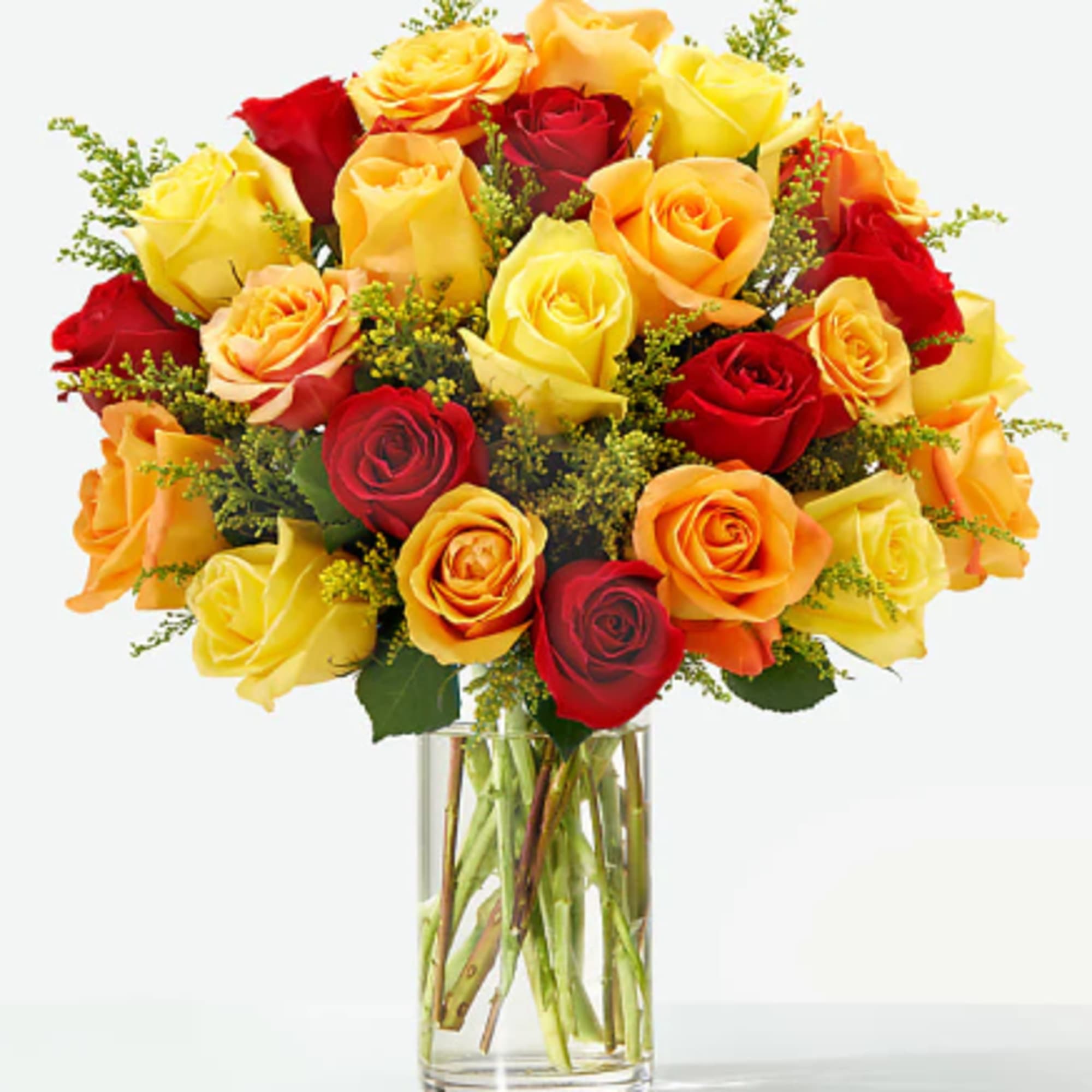 Turn up the heat with this bold bouquet of stunning roses in