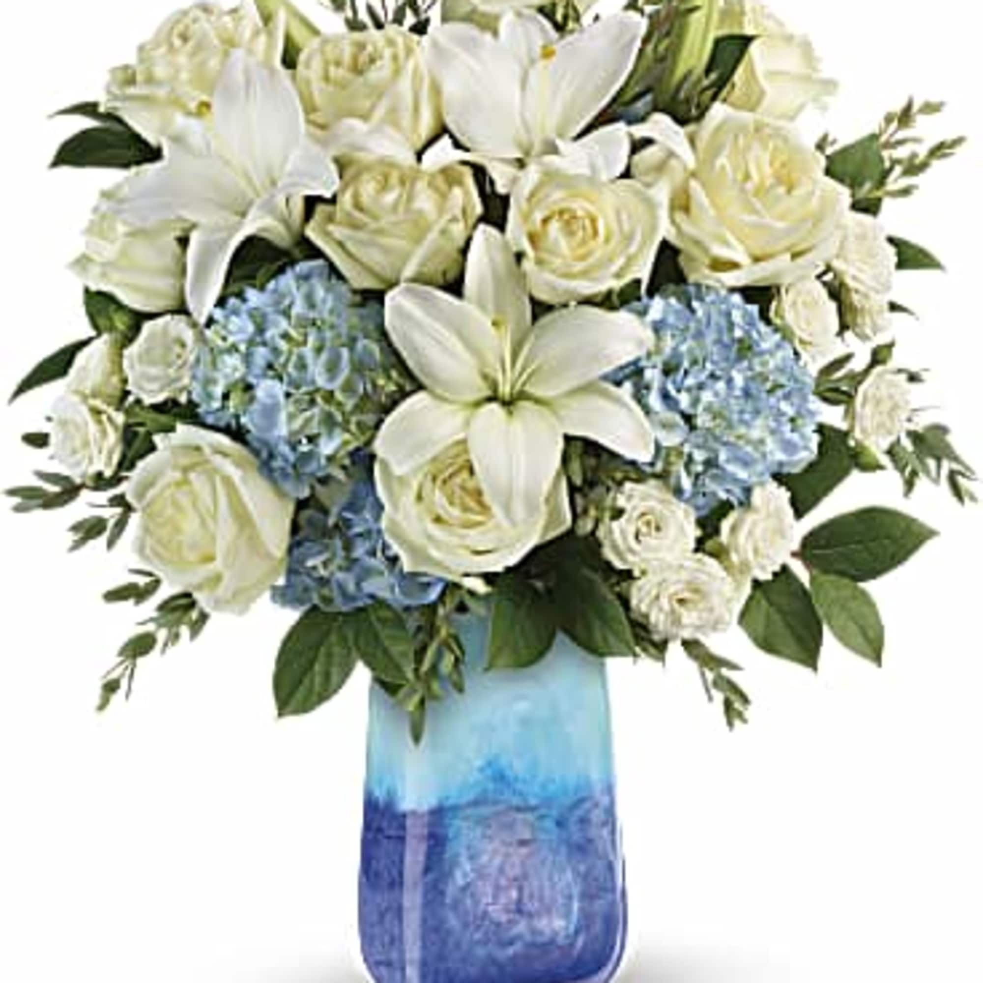 Capture the magic of the sparkling sea with this soothing bouquet of
