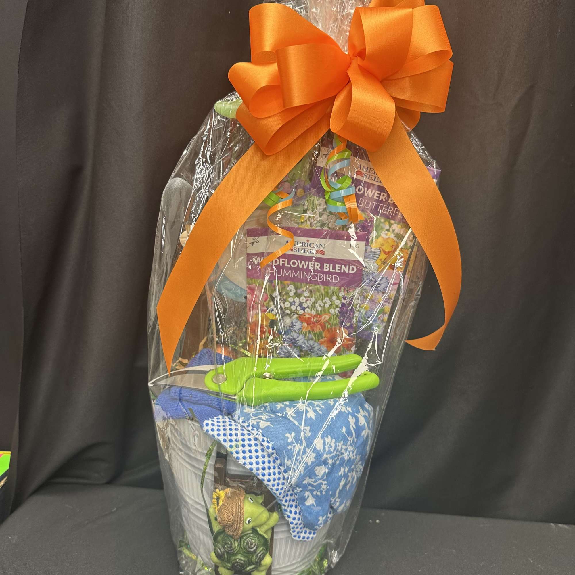 Bring joy to any green thumb with our Grow Happy Basket! Filled