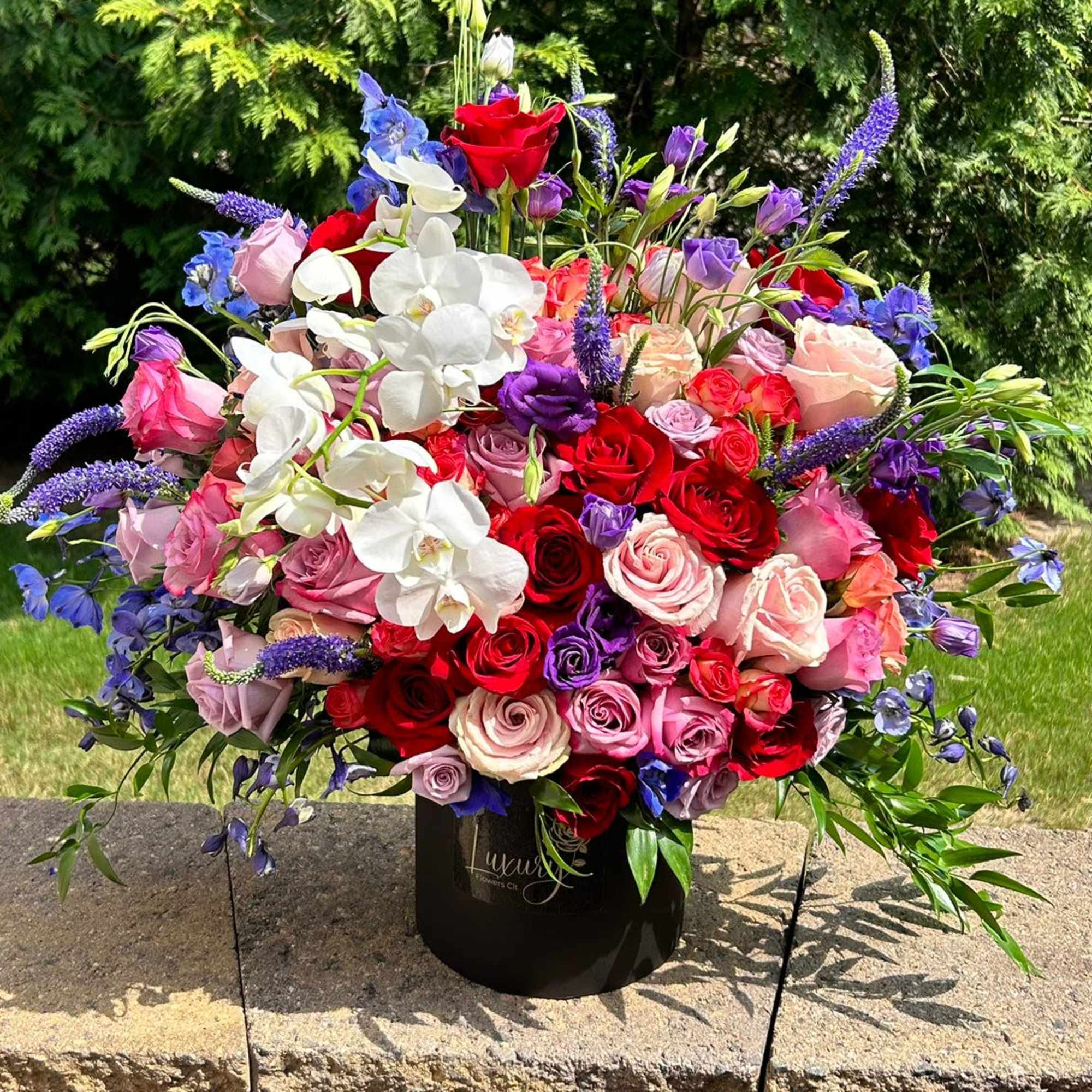 &quot;PLACE YOUR ORDER AT LEAST 2 DAYS PRIOR TO THE DELIVERY DATE&rdquo;

This