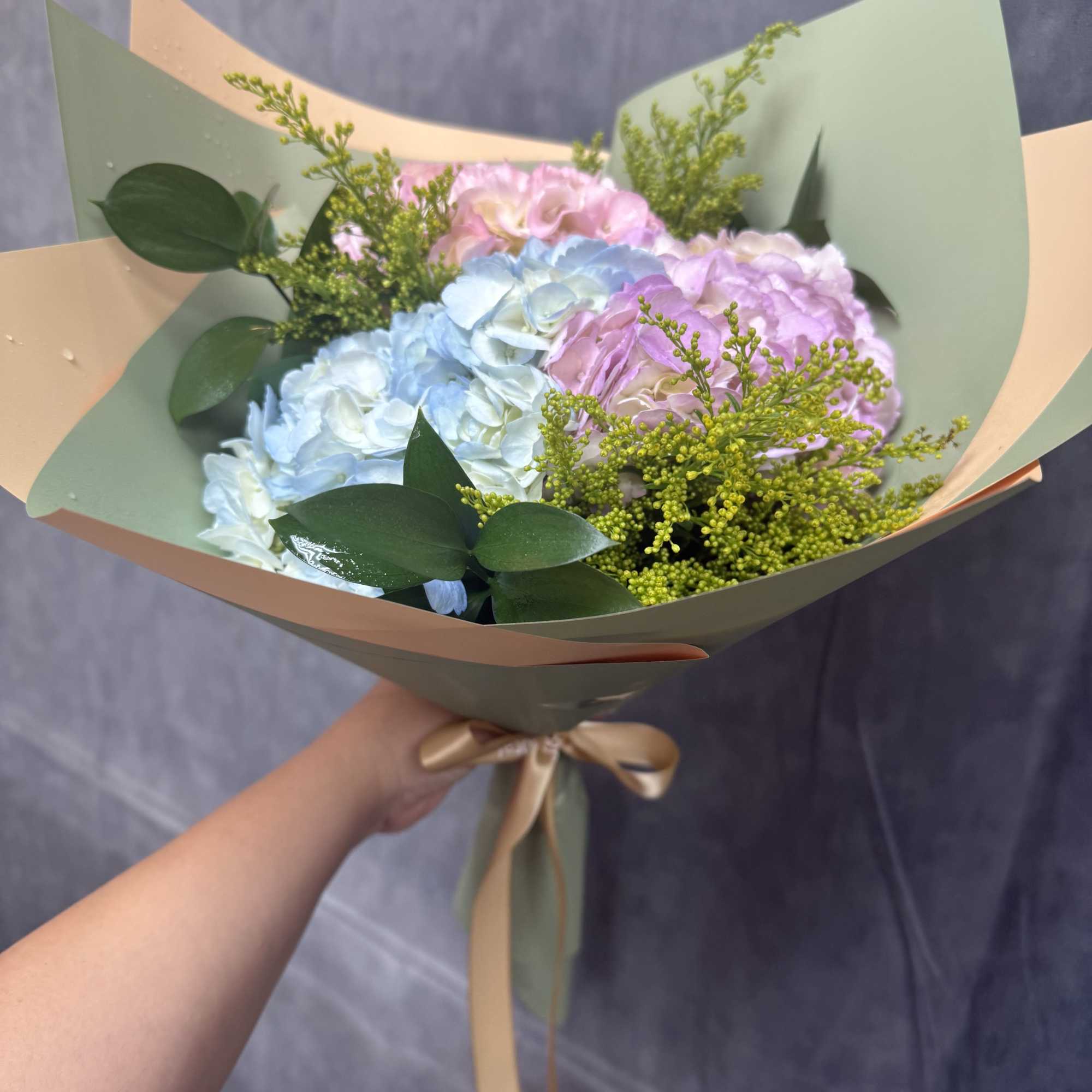Hydrangea Lovers Bouquet 
A timeless favorite for those who adore the  Hydrangea Lovers Bouquet 
A timeless favorite for those who adore the