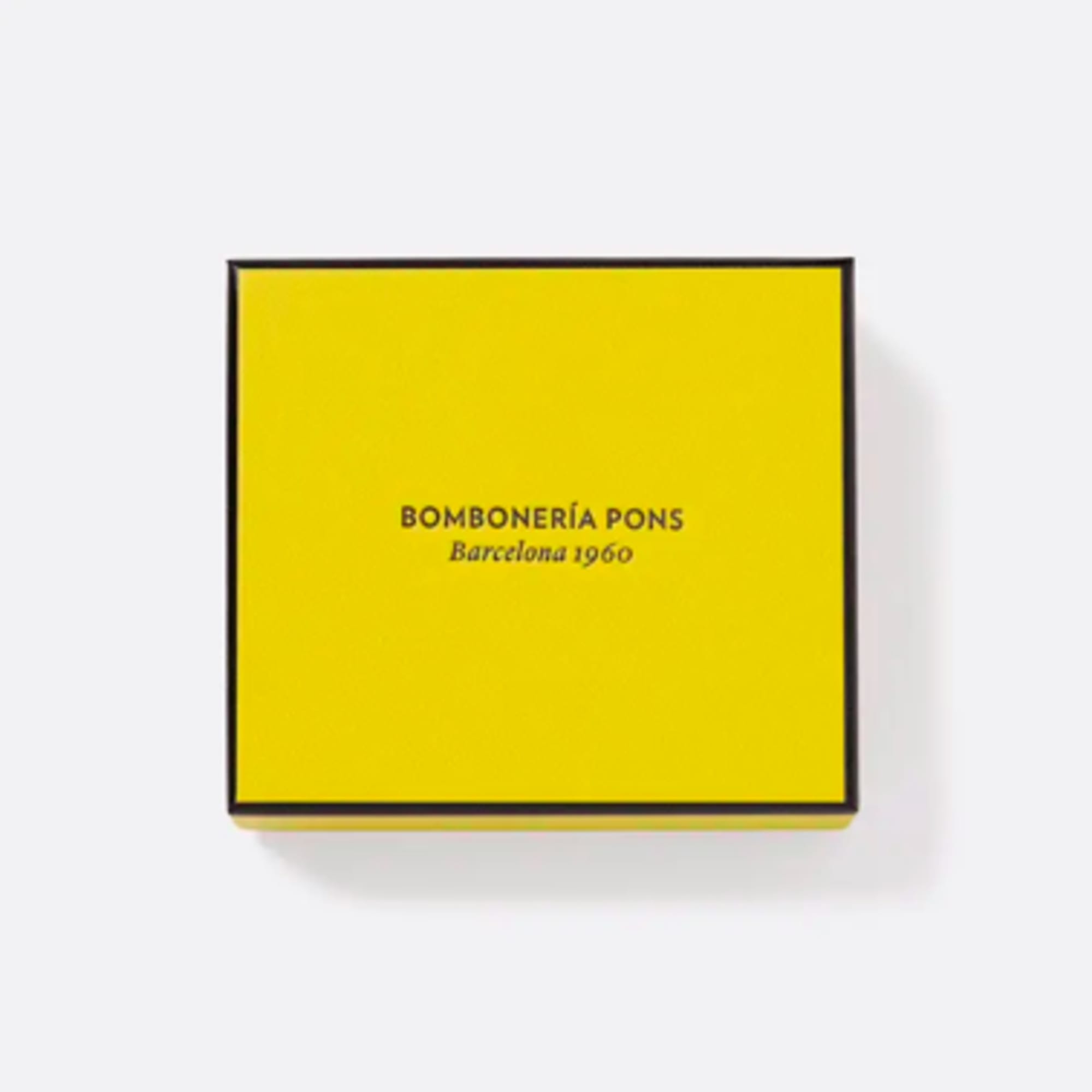 If you want to conquer, macaron is your best ally.

Bomboneria Pons |