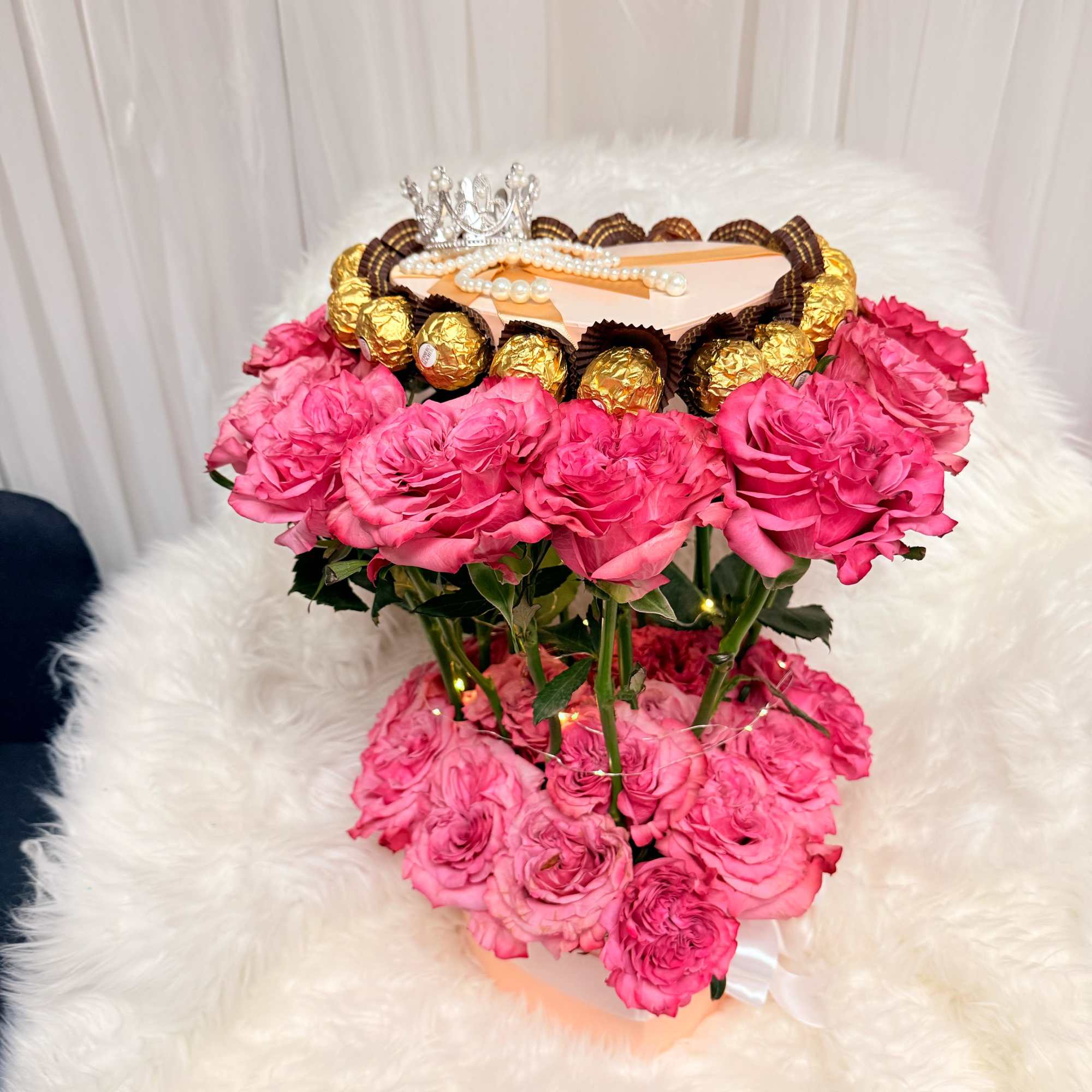 A tender heart-shaped arrangement overflowing with lush pink roses, symbolizing sweetness, affection A tender heart-shaped arrangement overflowing with lush pink roses, symbolizing sweetness, affection