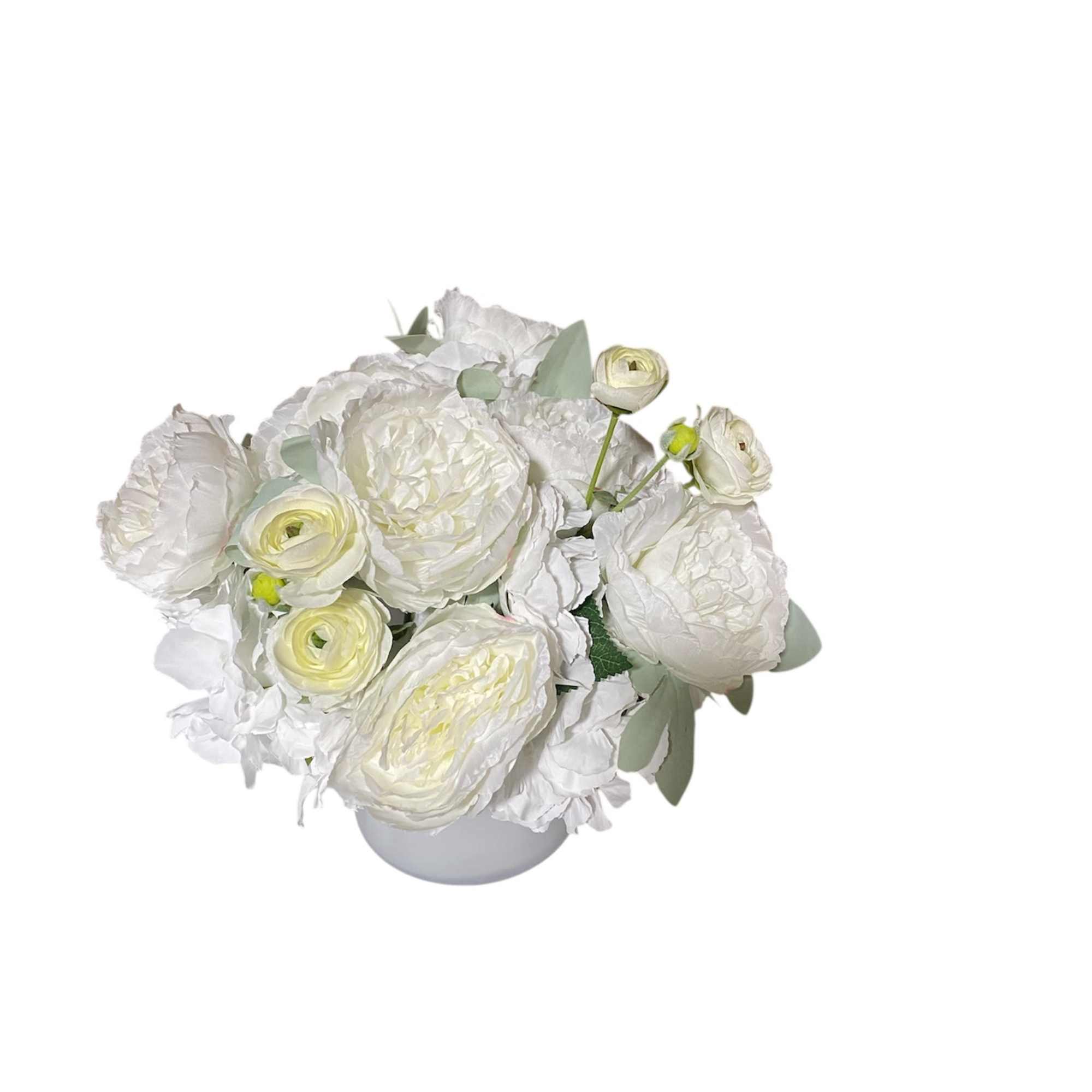 Description:
This floral exudes a sense of peace and tranquility with its pristine