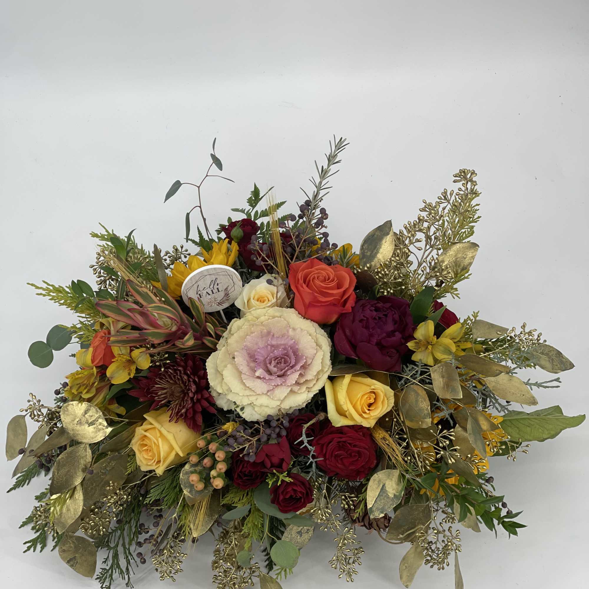 Great as a centerpiece.
These flowers will brighten up your evening!
Colors and types