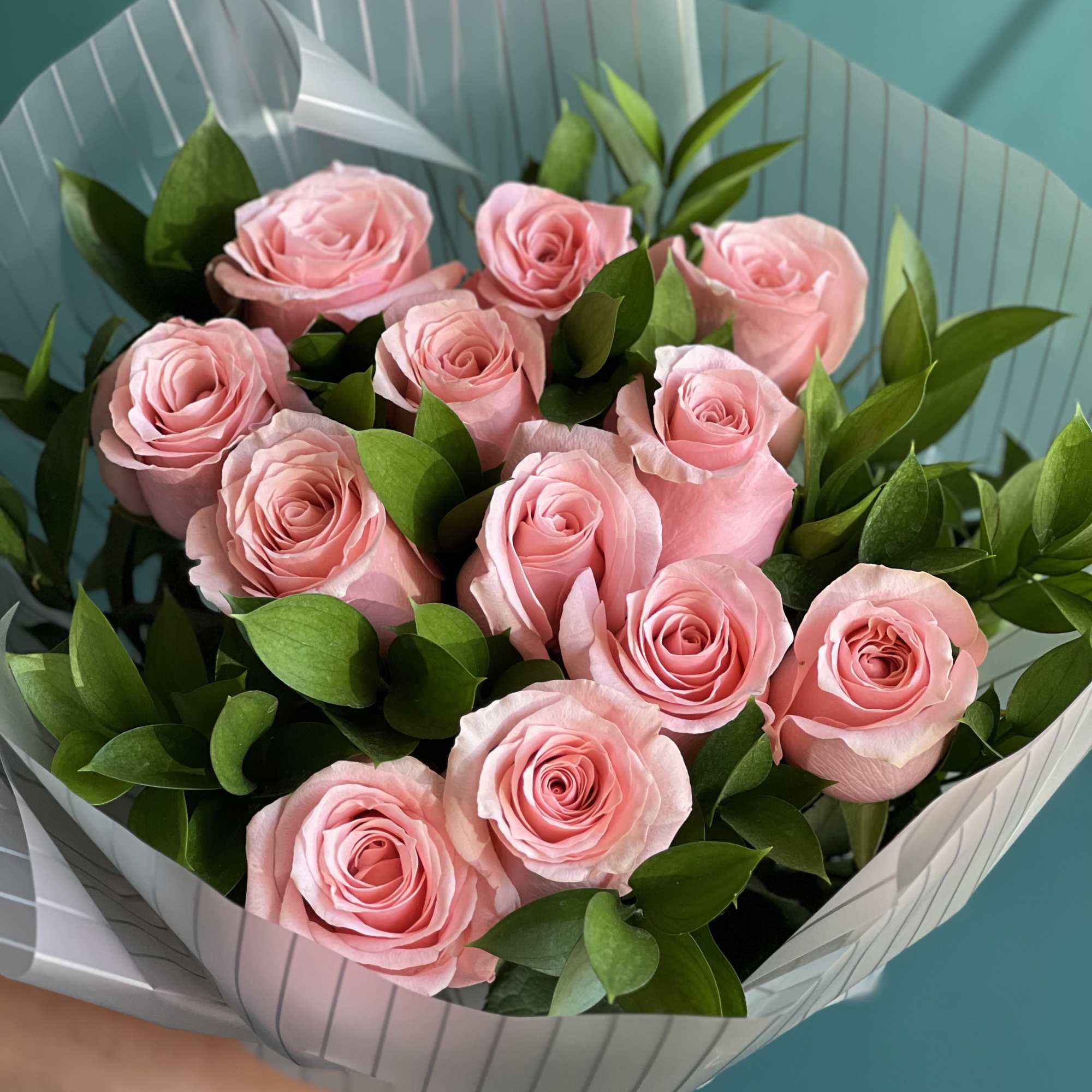 Dozen pink roses. Vase not included 