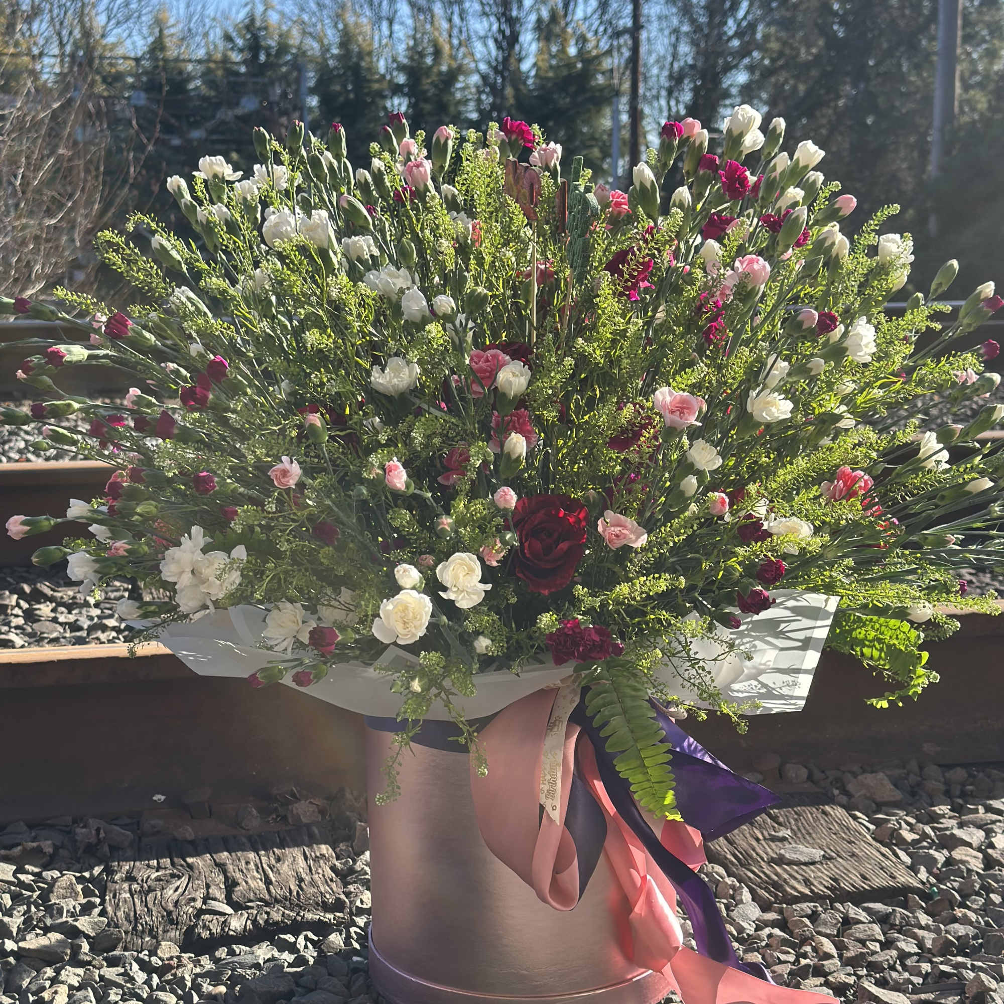 Carnations  flowers box arrangement is symbolize Love, Captivation ,Distinction and today
