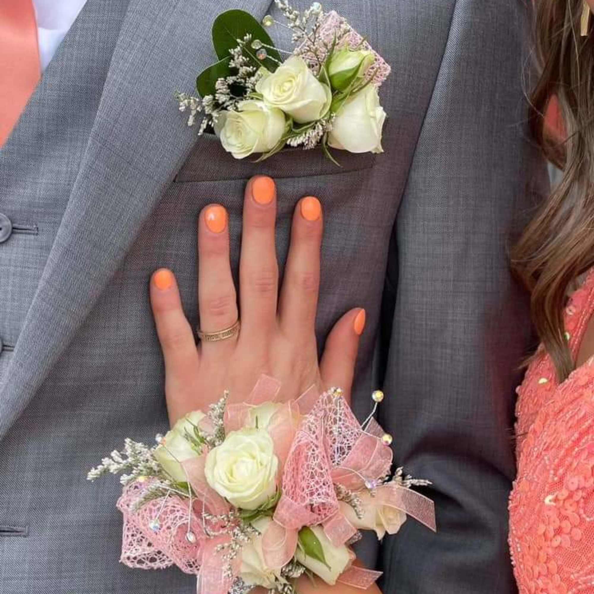 Pocket Bout &amp; Corsage set  can be made in any color