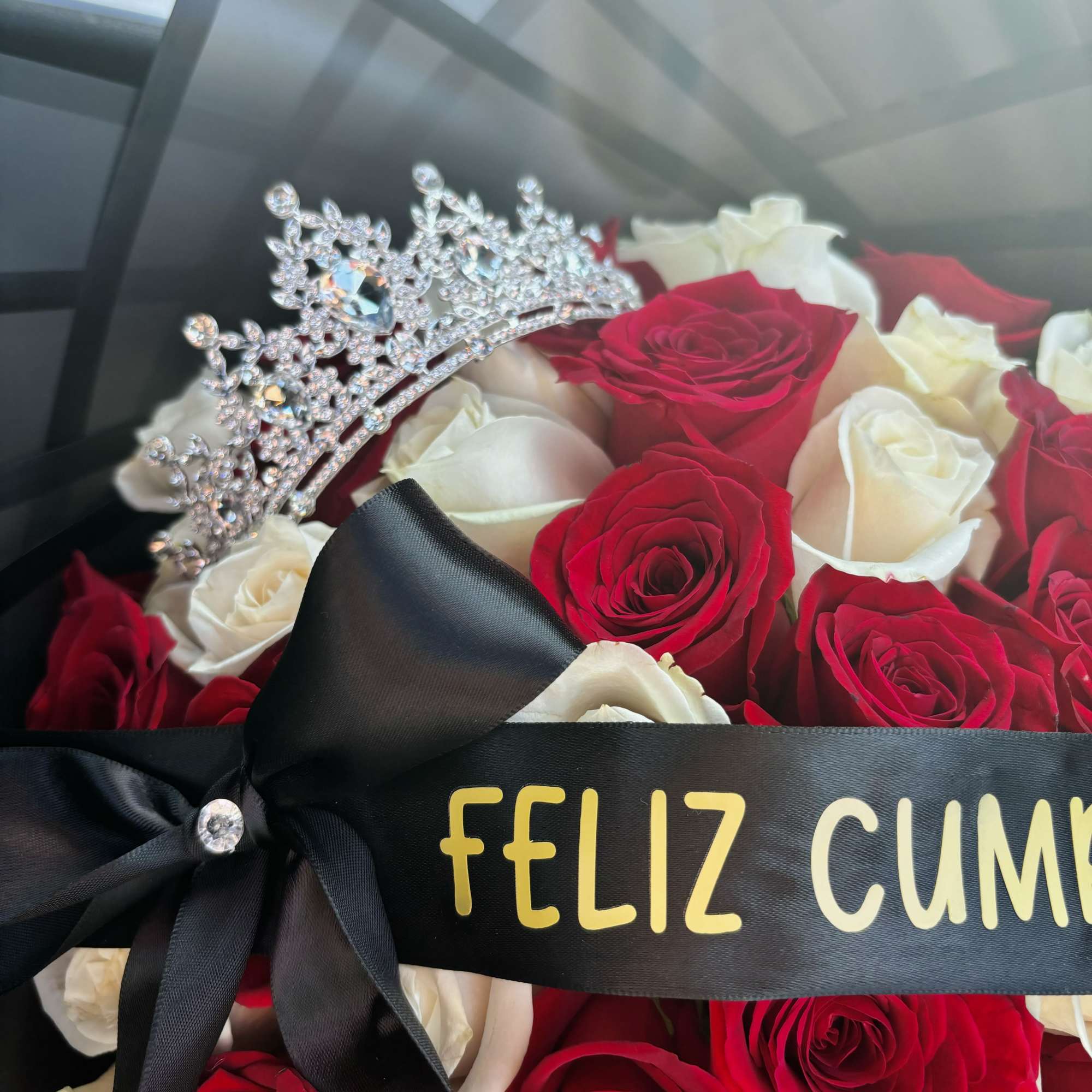 Pink a Crown, pick a ribbon message or put in custom in