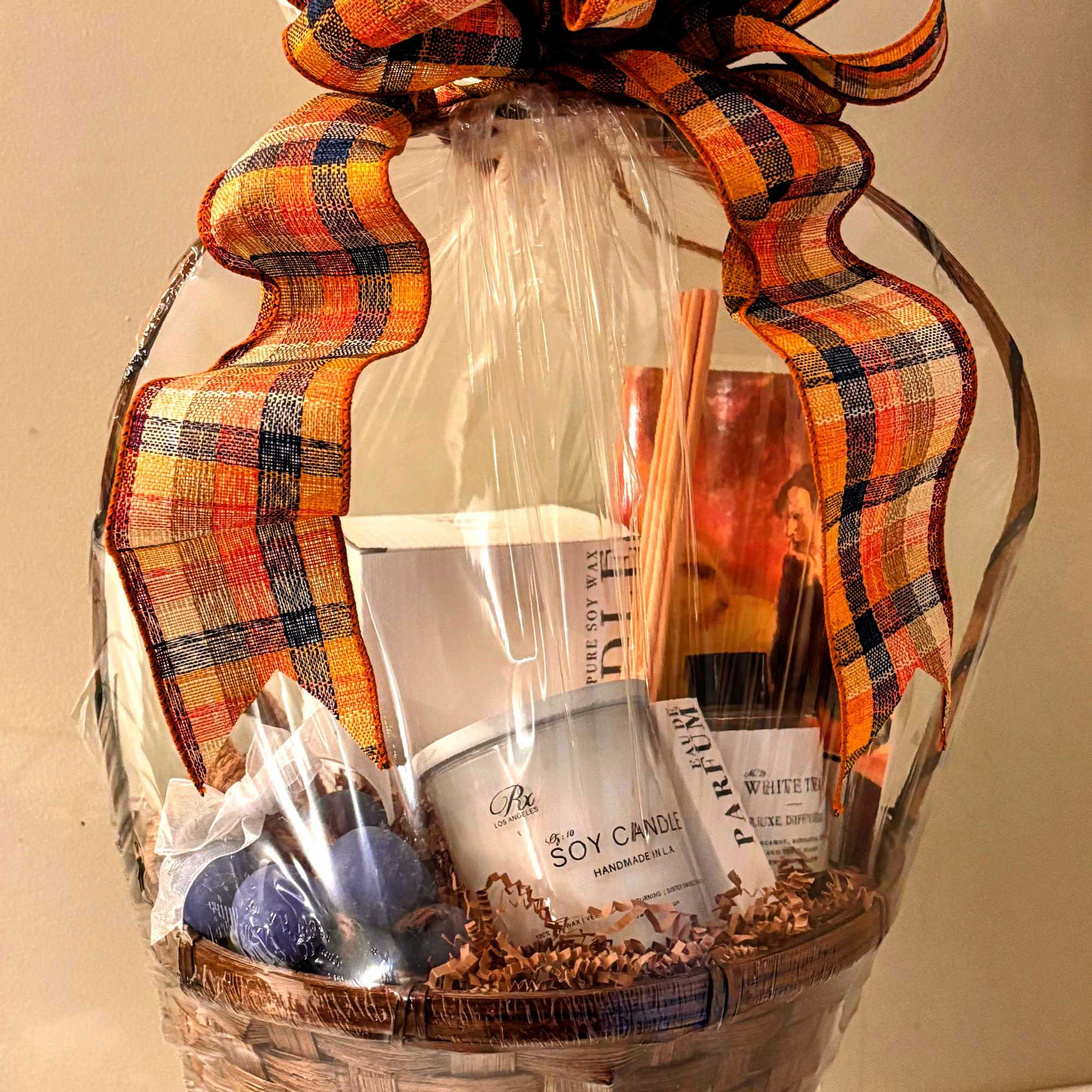 Here&#039;s a detailed product description that includes a variety of items: Candles