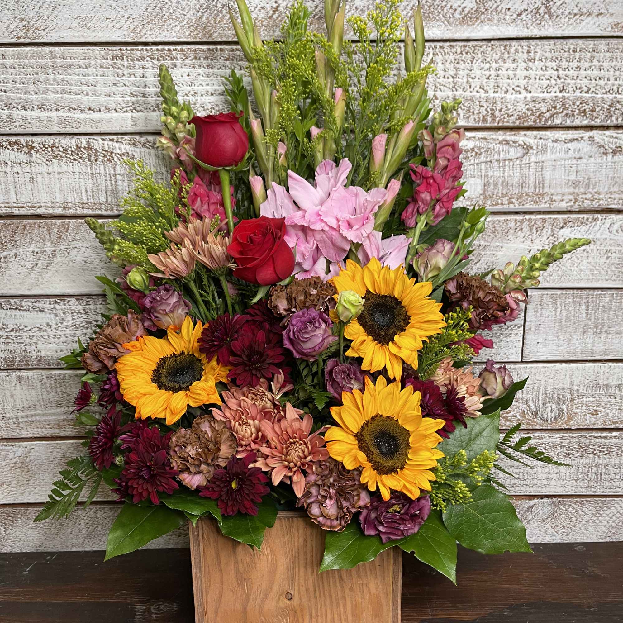 Our popular wooden garden box with the freshest mix! This design with