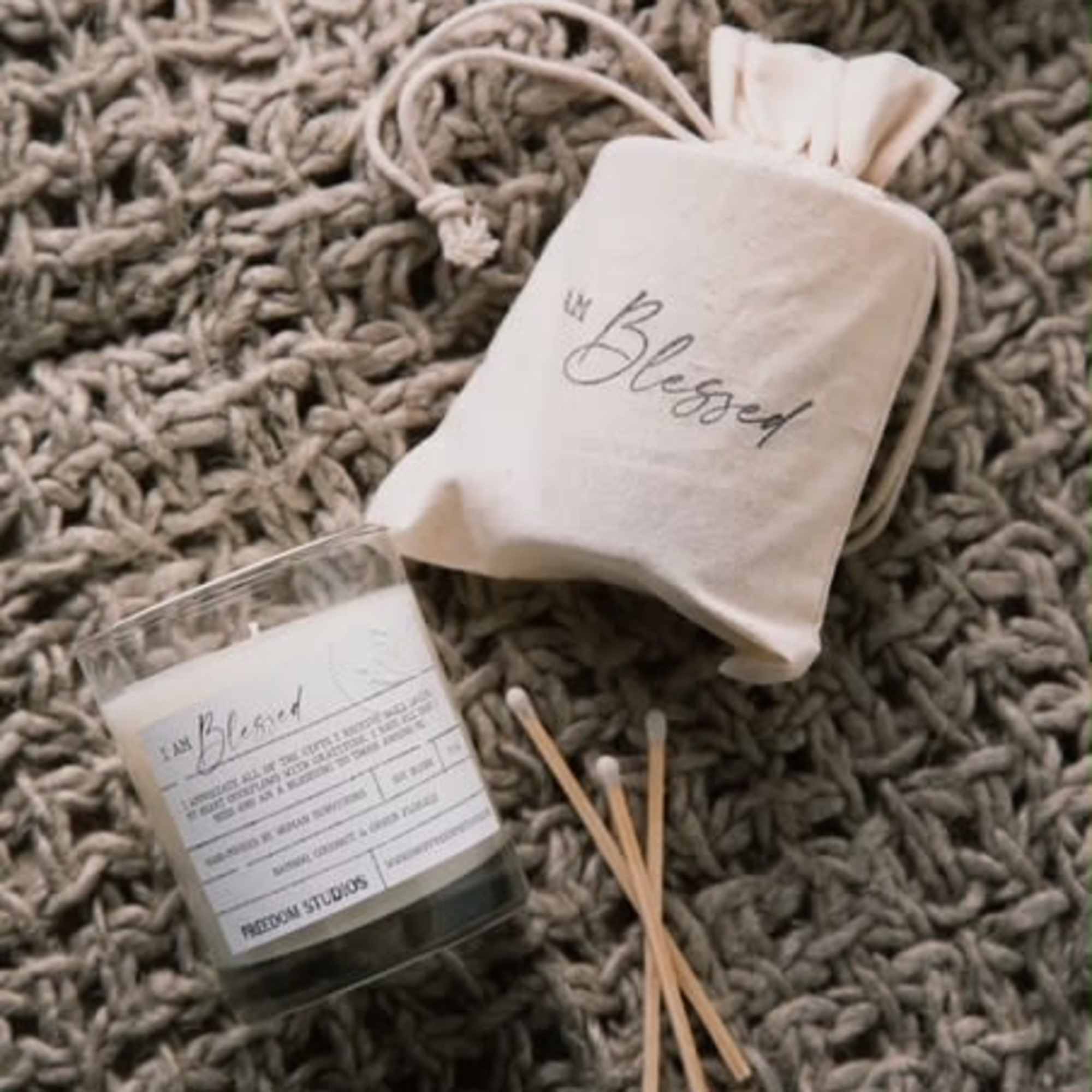 
Description

Light a candle and count your blessings with vibrant notes of bamboo