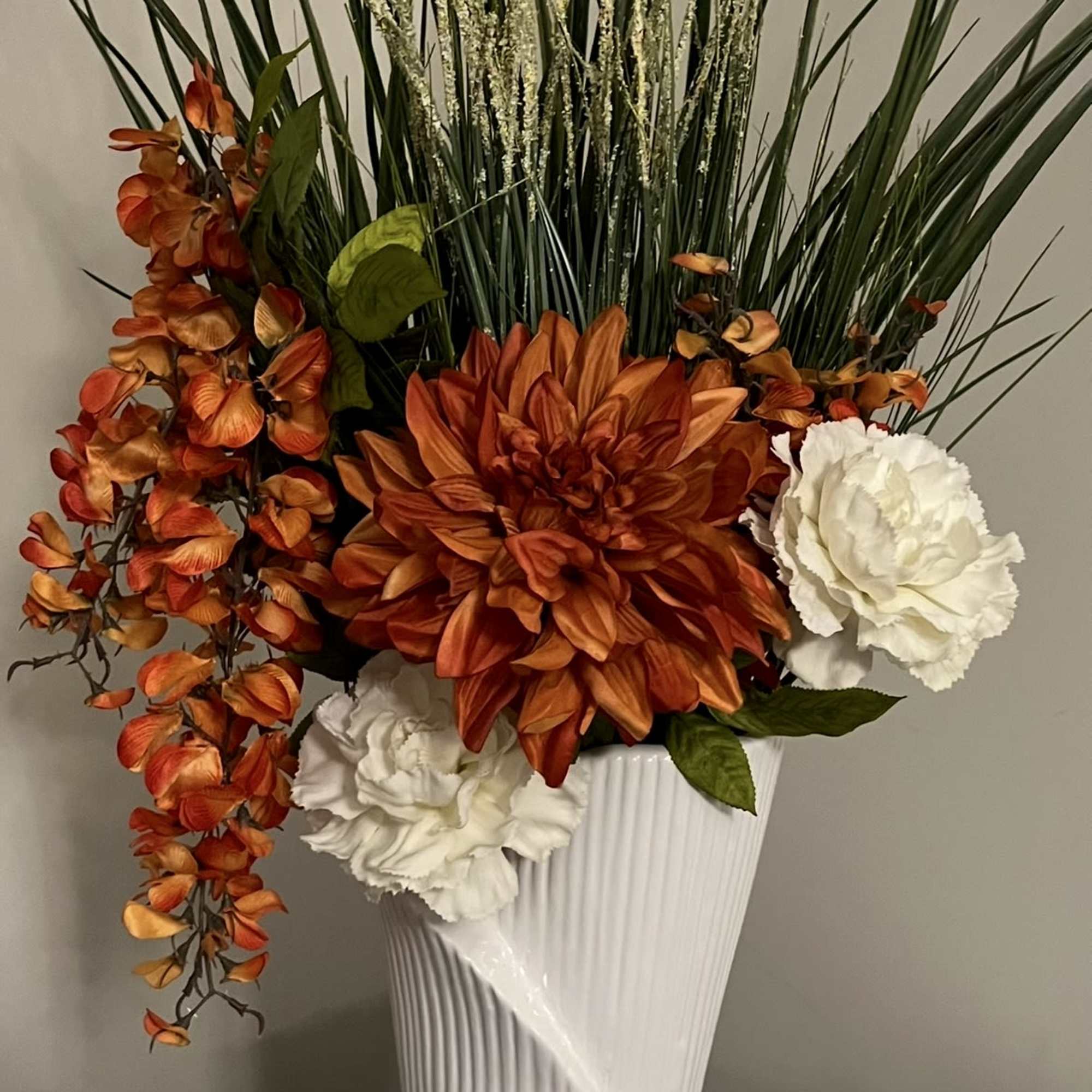 Autumn&rsquo;s Silk Floral