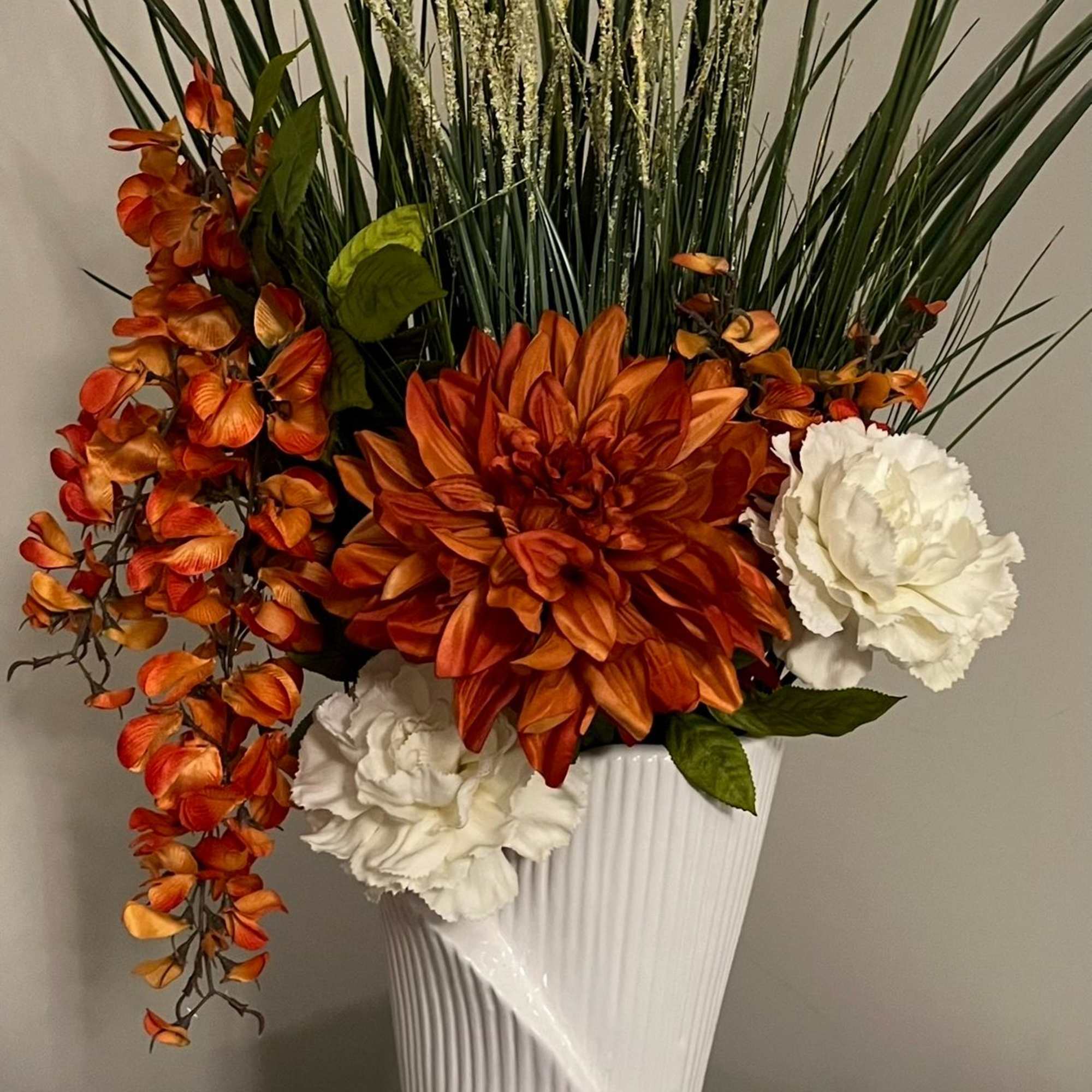 Autumn&rsquo;s Silk Floral