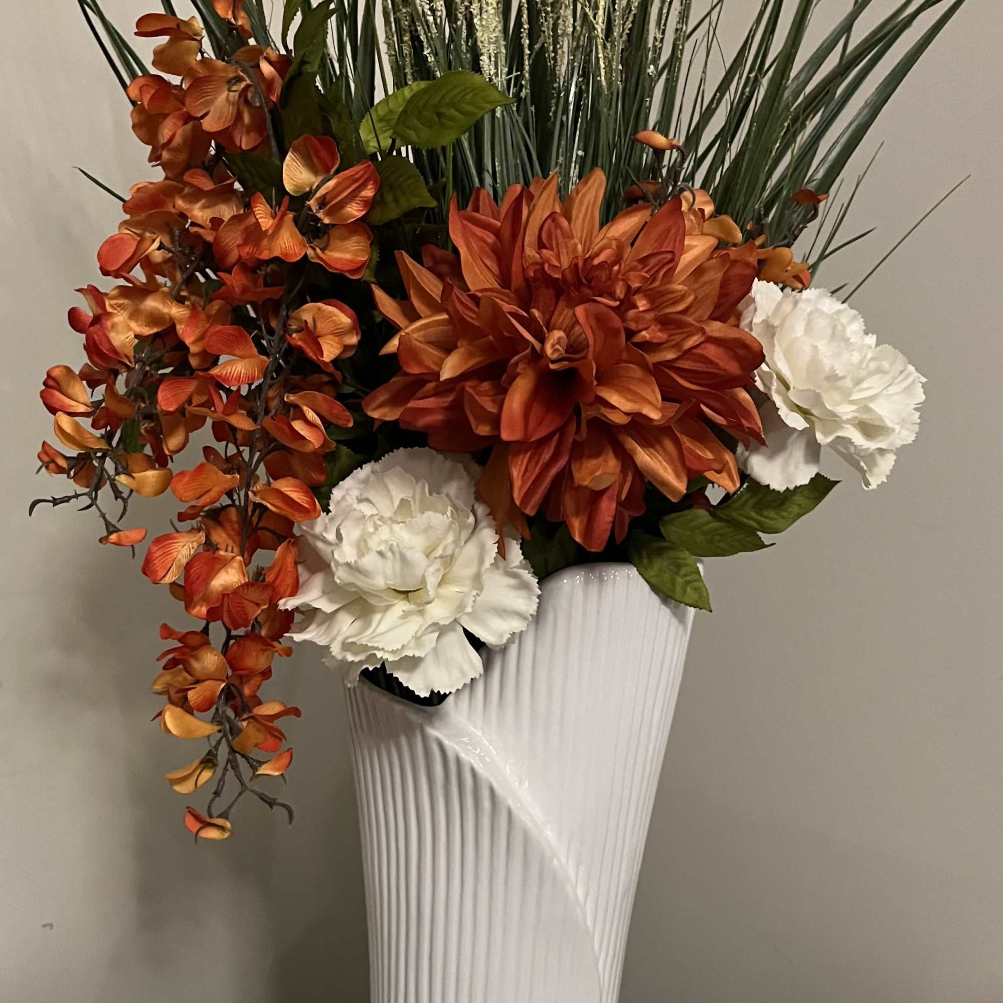 Autumn&rsquo;s Silk Floral