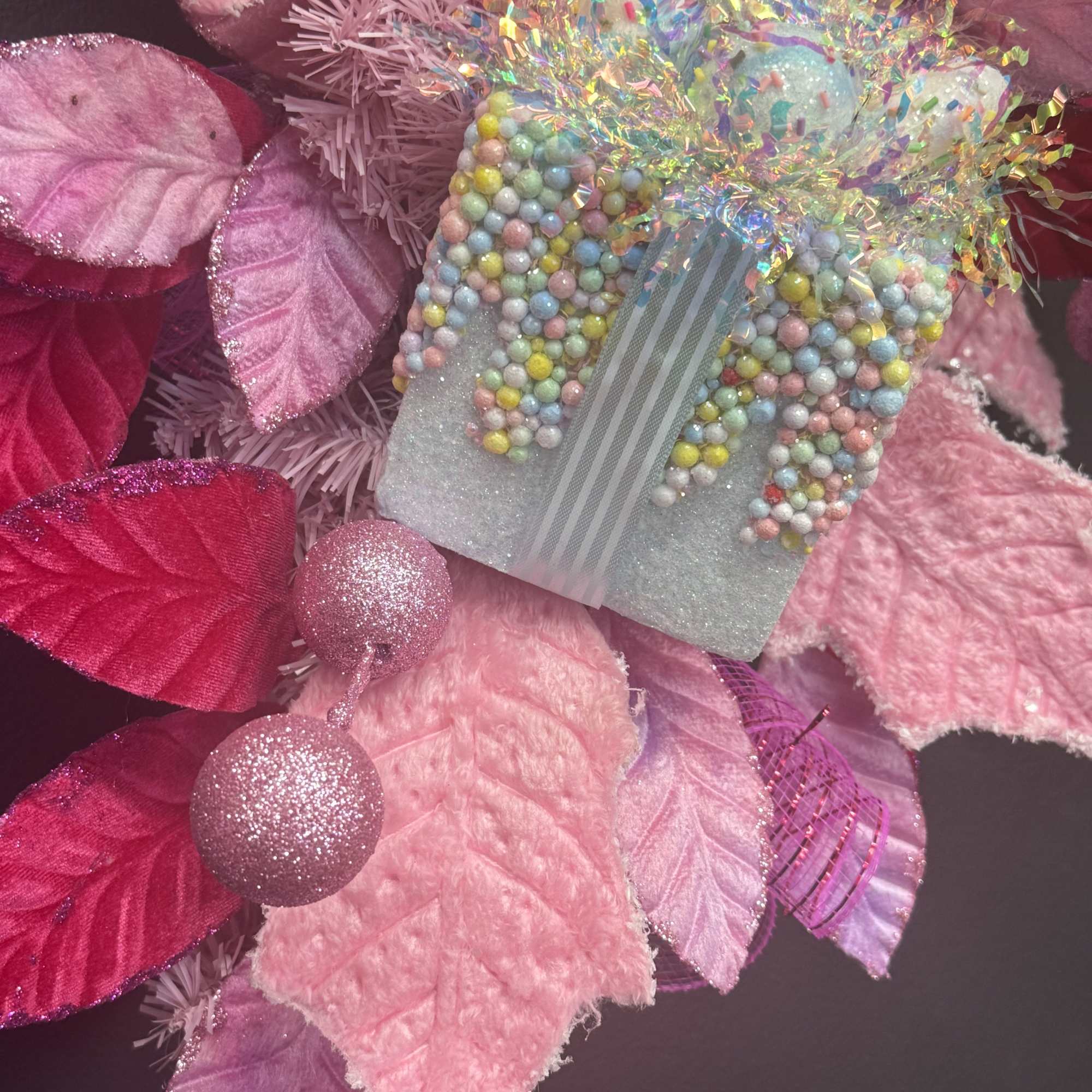 Indulge in a touch of holiday sweetness with our Sweet Treat Holiday