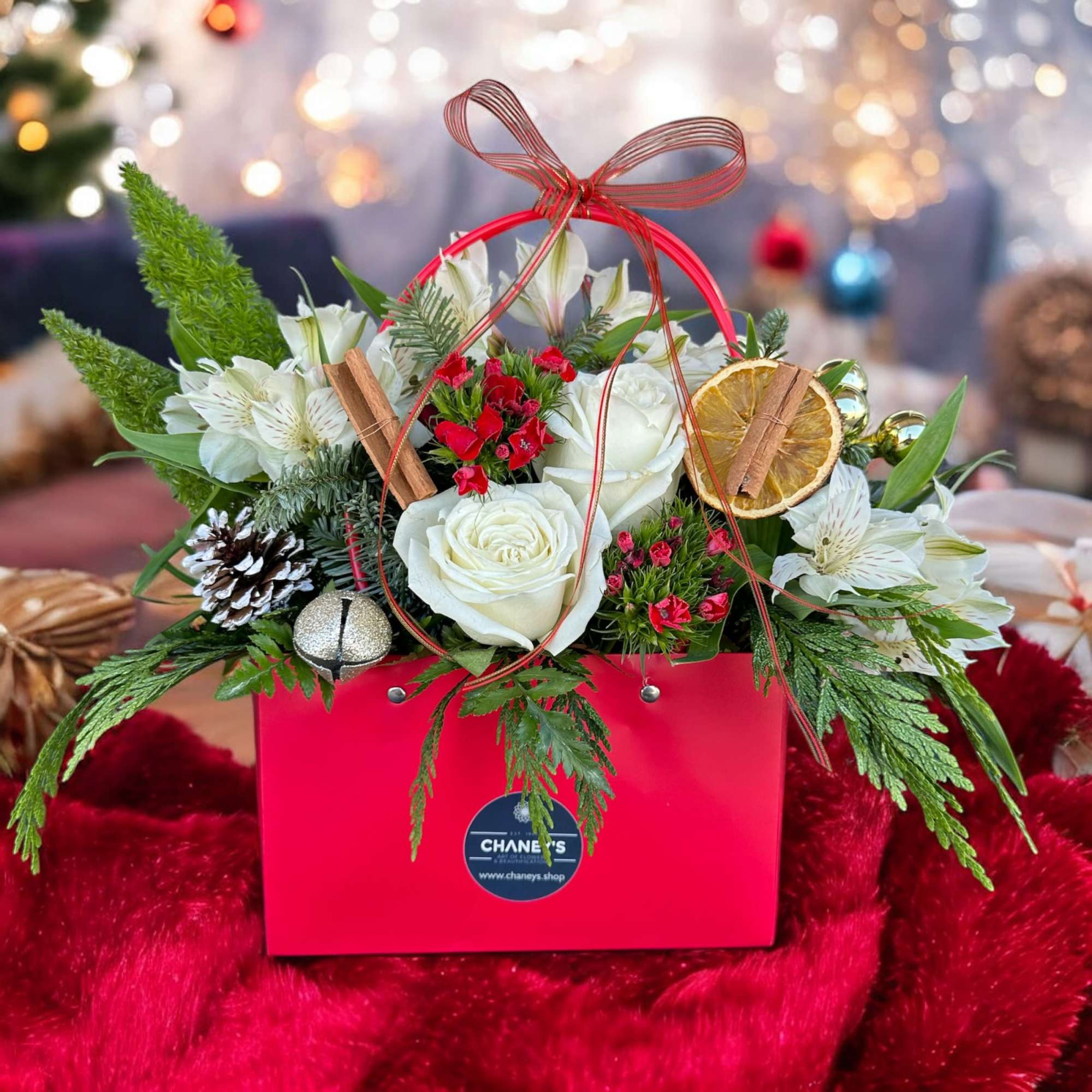 Cute Floral Christmas Purse. Very decorative and a perfect seasonal fit for