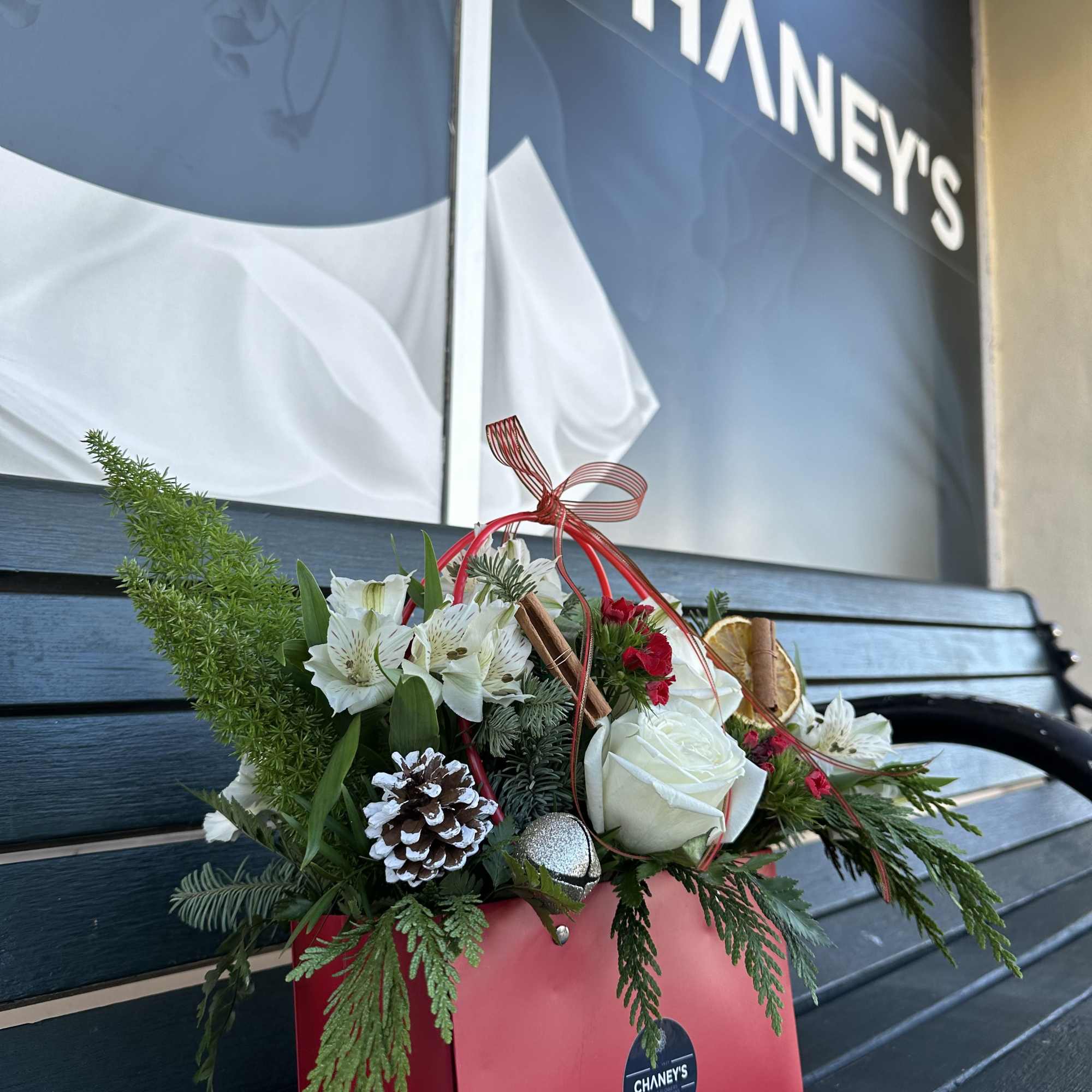 Cute Floral Christmas Purse. Very decorative and a perfect seasonal fit for