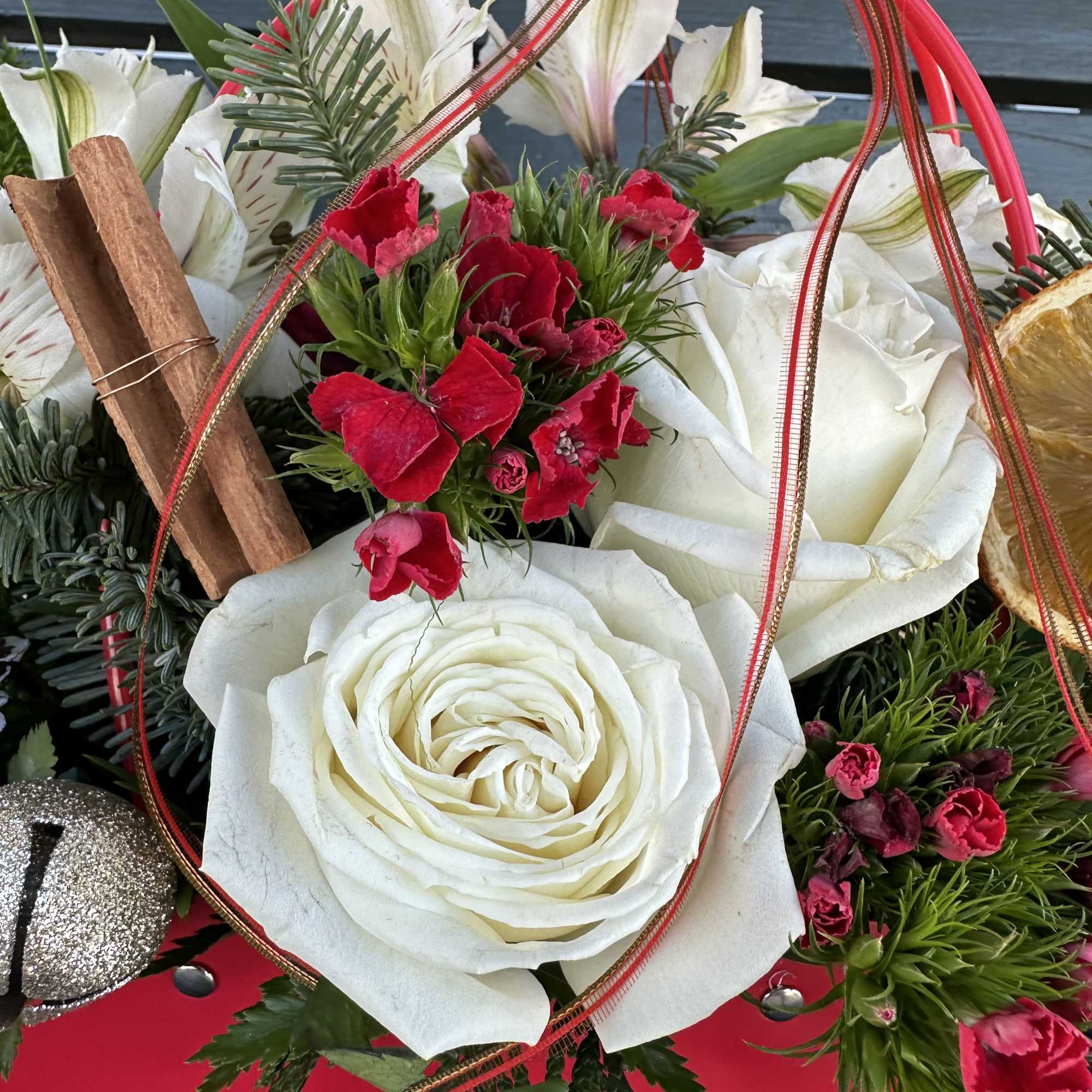 Cute Floral Christmas Purse. Very decorative and a perfect seasonal fit for