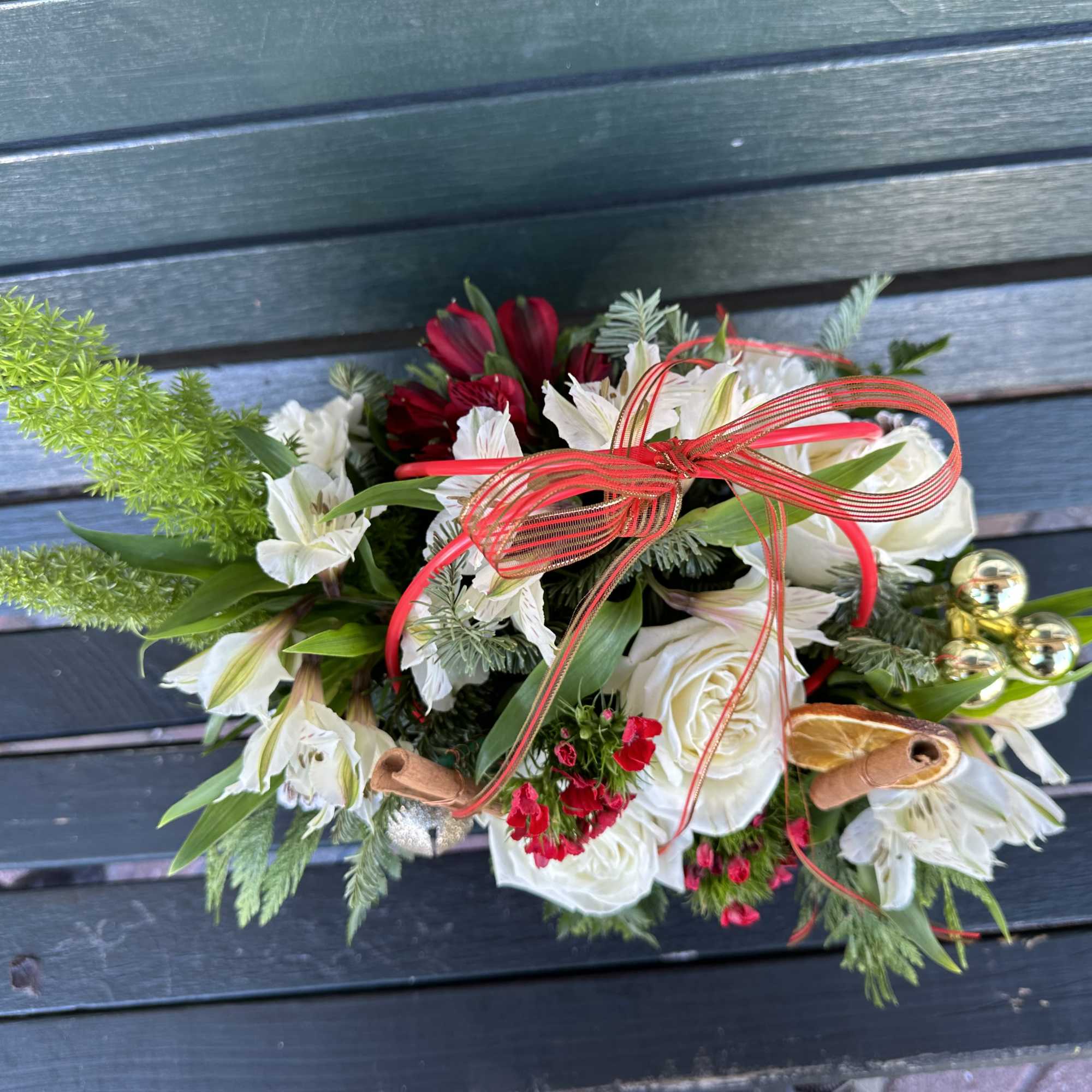 Cute Floral Christmas Purse. Very decorative and a perfect seasonal fit for