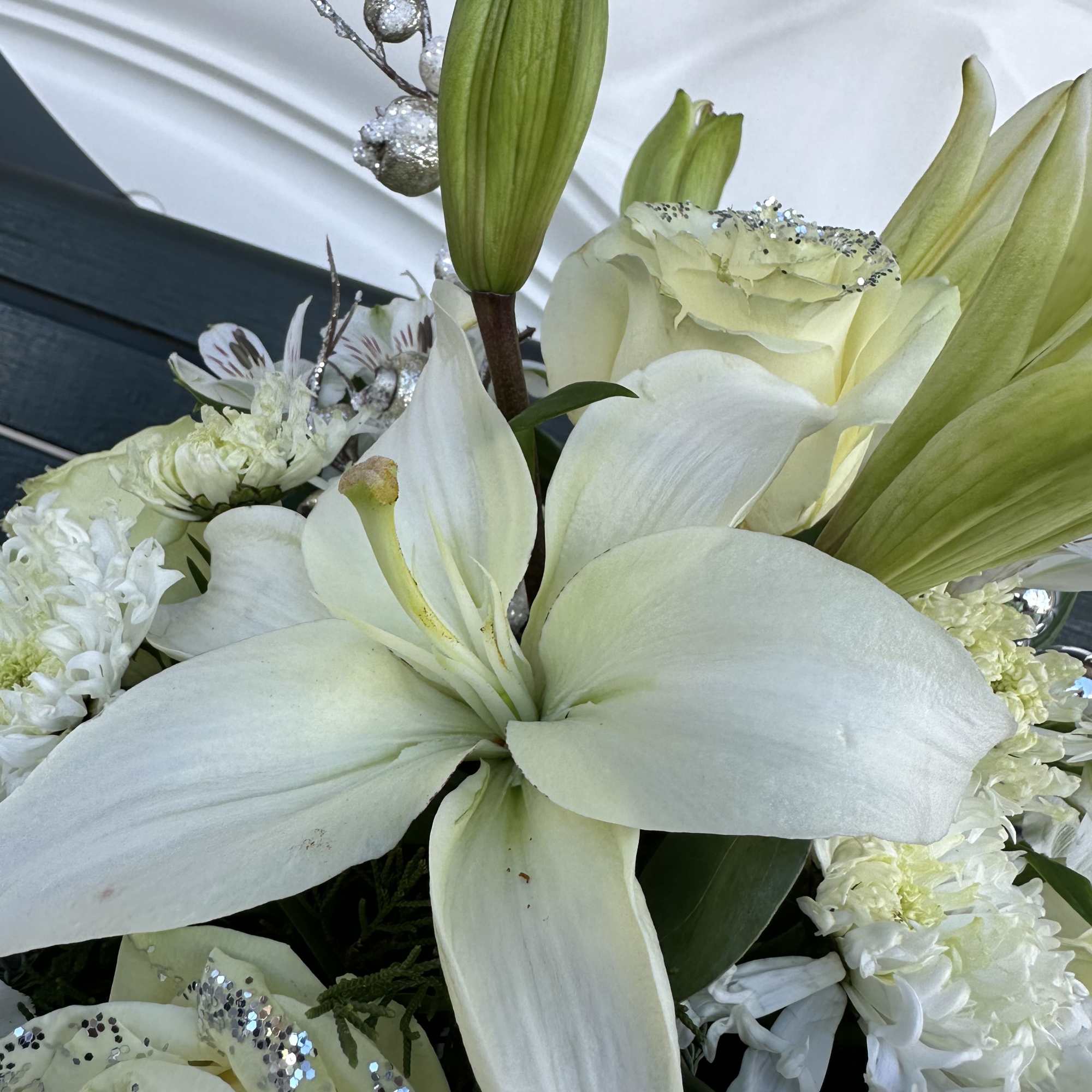 Dreaming of a white Christmas? This seasonal floral design box is your