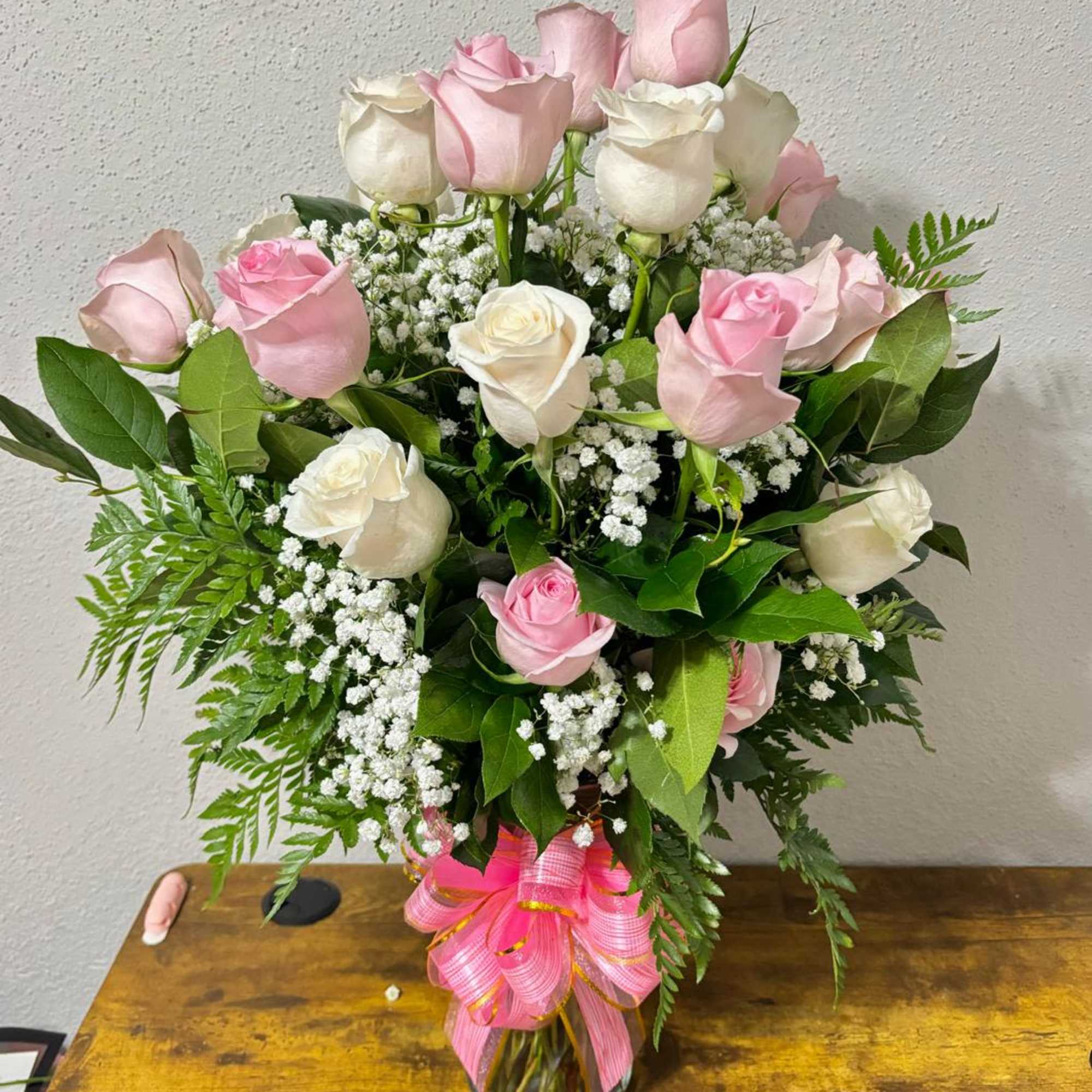 Graceful Blush &amp; Ivory Rose Vase Arrangement

Timeless elegance meets soft romance in