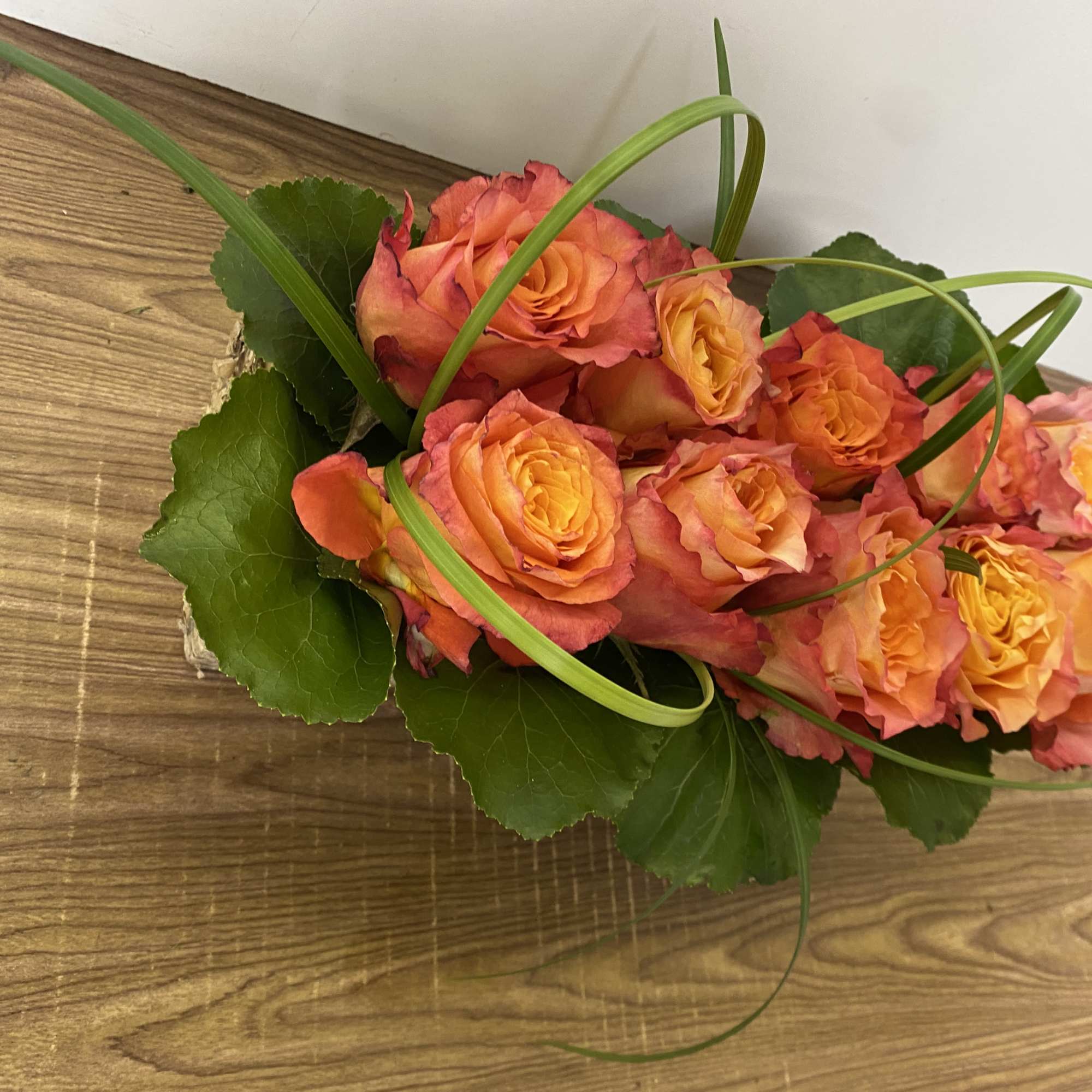 Modern Bamboo Tray with Two-Tone Roses &ndash; by Jane&rsquo;s Roses, San Francisco