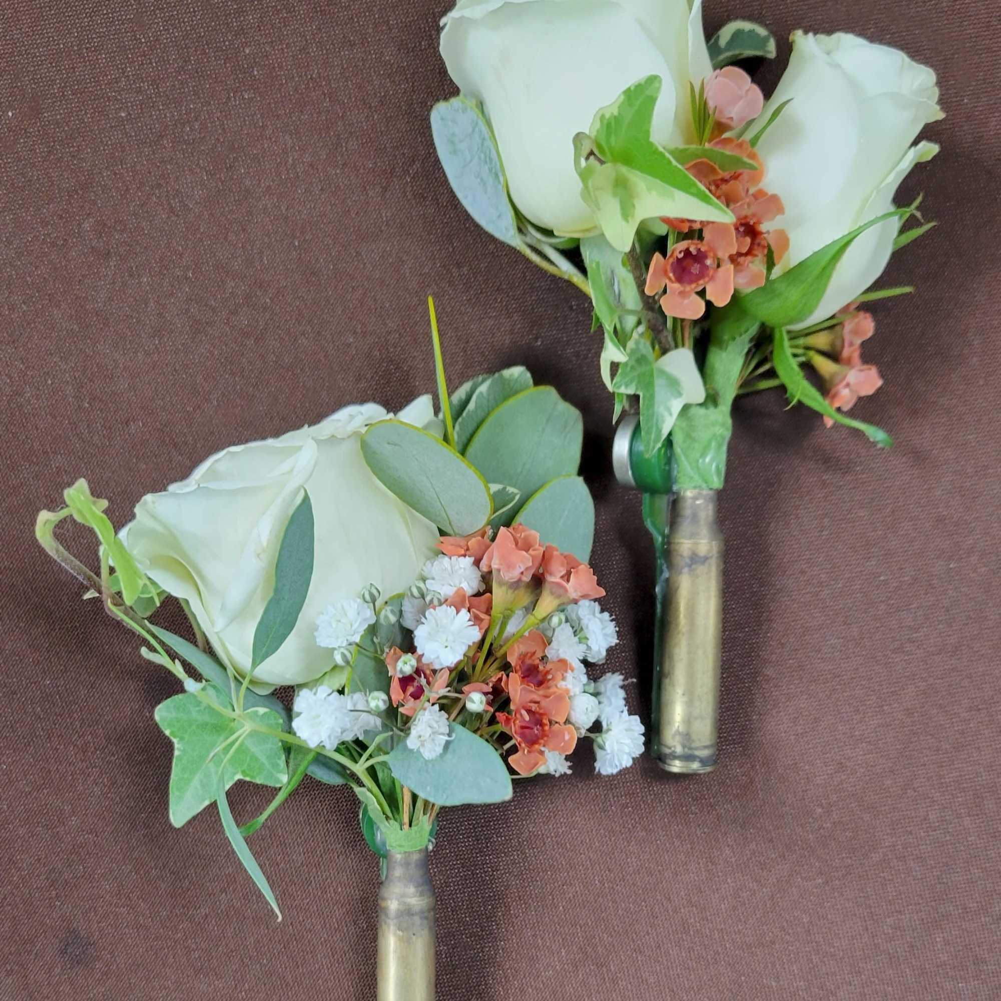 White rose with choice of baby&#039;s breath or waxflower 
Please note if