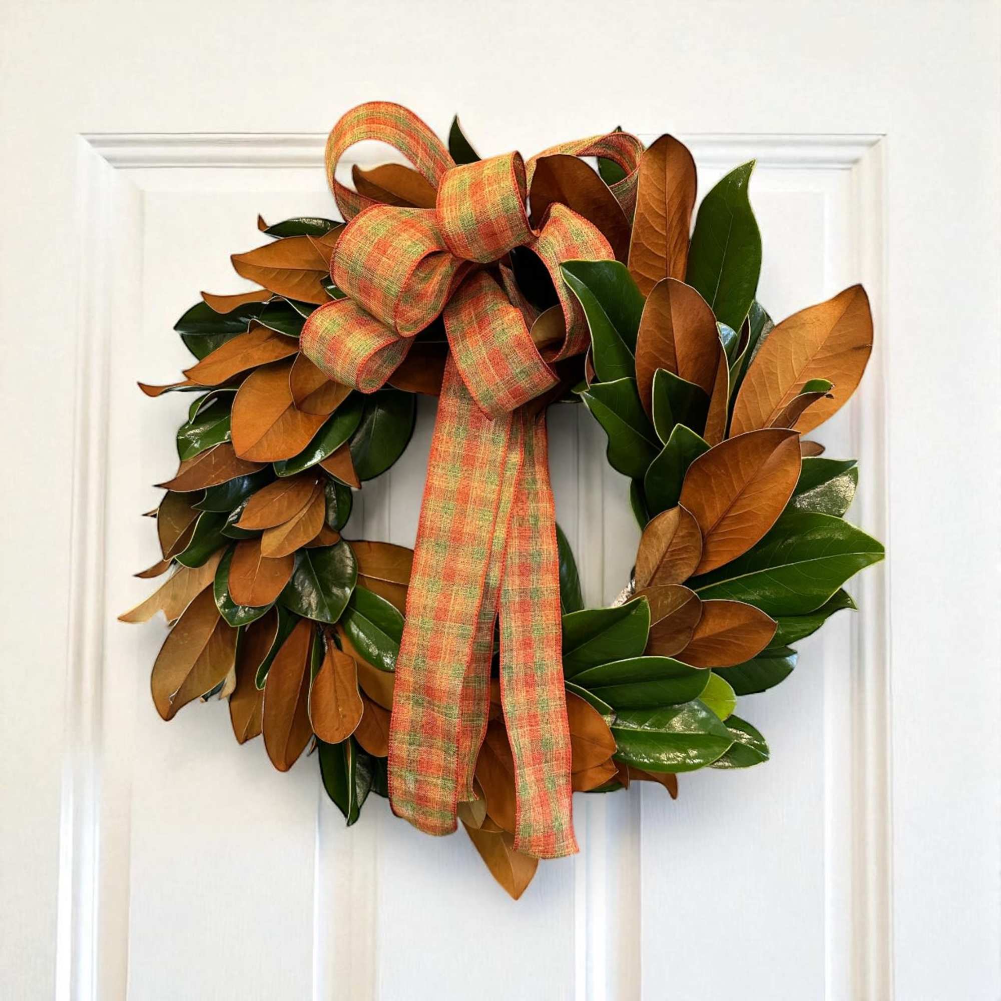 beautiful magnolia decoration for your door or window 