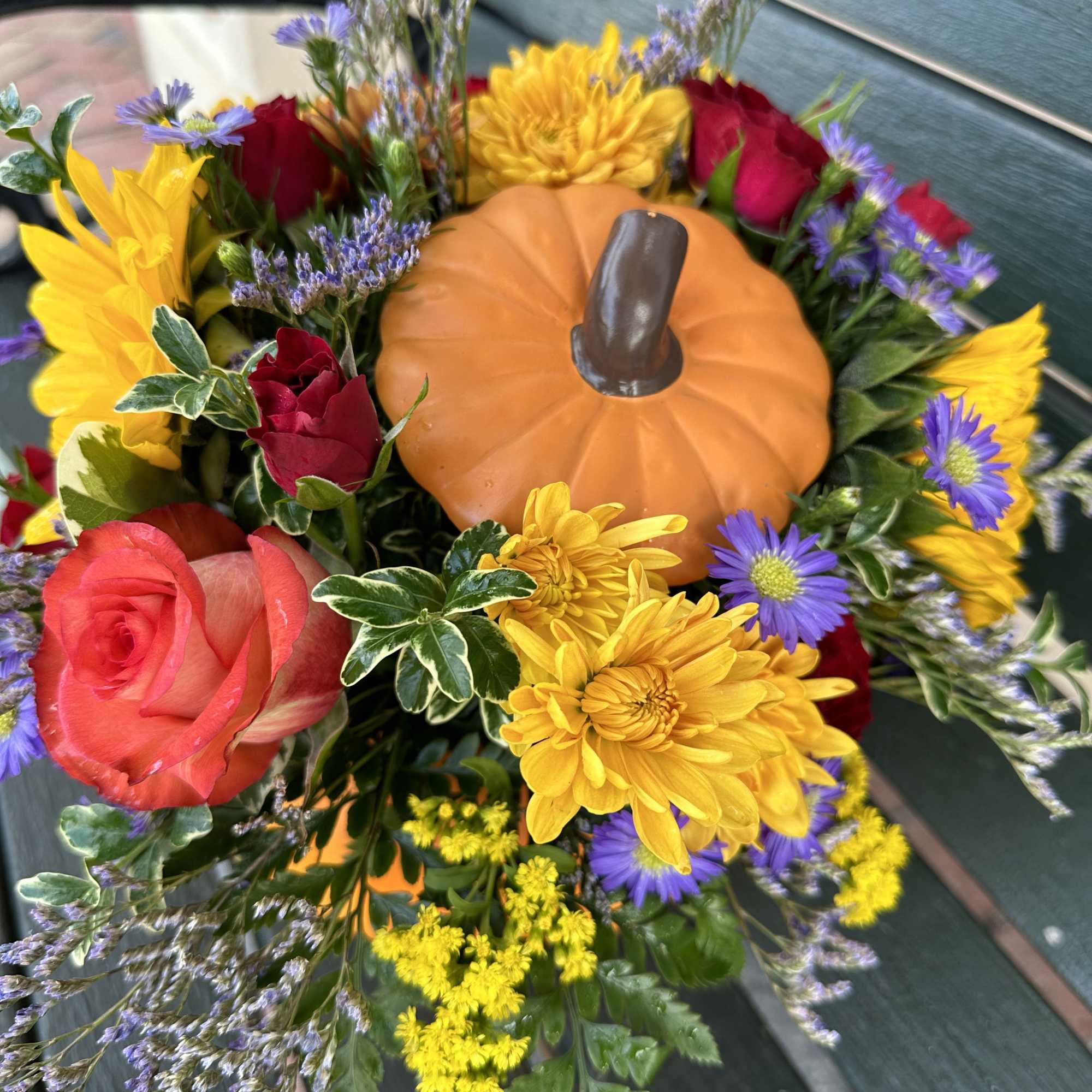 a perfect fall arrangement: Loads of fresh cut flowers mixed in cheerful a perfect fall arrangement: Loads of fresh cut flowers mixed in cheerful
