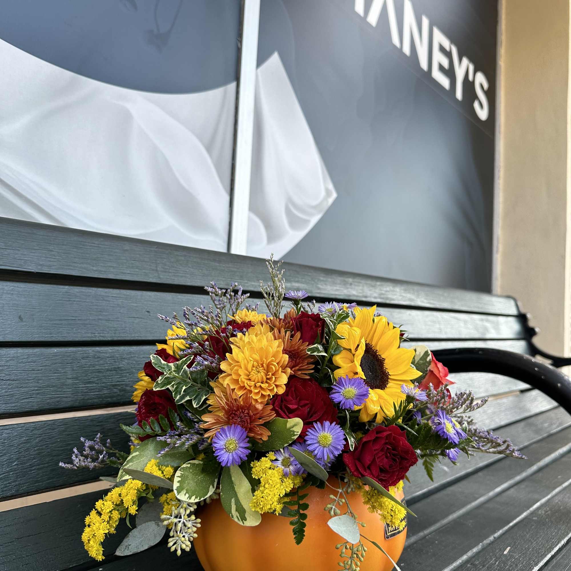 a perfect fall arrangement: Loads of fresh cut flowers mixed in cheerful a perfect fall arrangement: Loads of fresh cut flowers mixed in cheerful