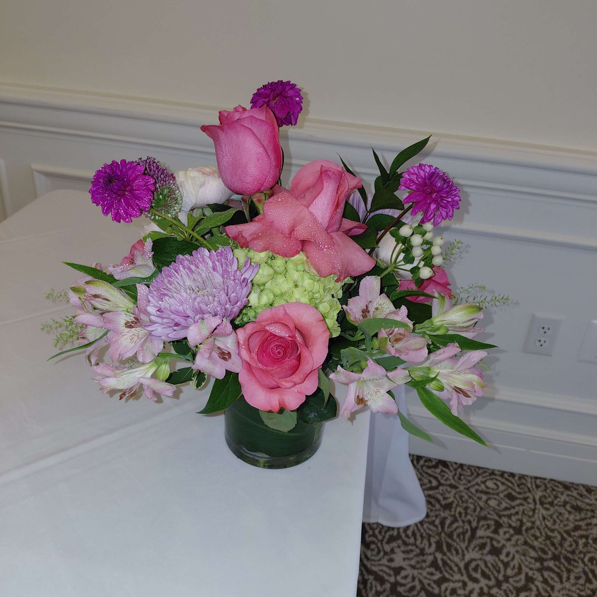 Roses, Alstroemeria,  Spray Roses,  Minuture Buttons