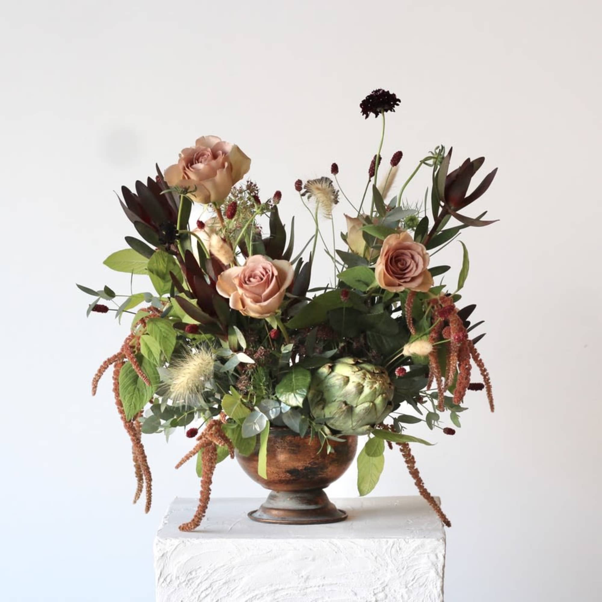 Meet &quot;Midnight Harvest,&quot; the ultimate fall floral arrangement that&#039;s ready to bring