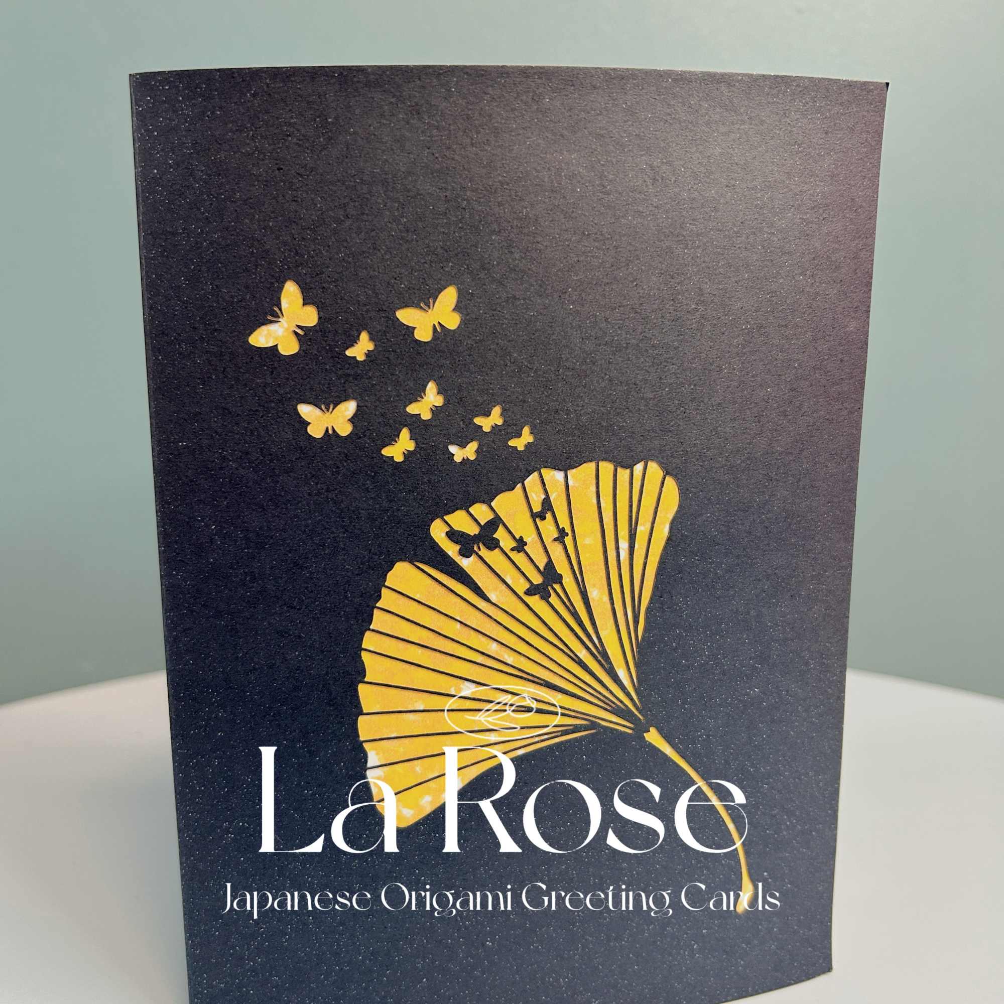 These beautiful pop-up greeting cards are made of high quality paper, artistic