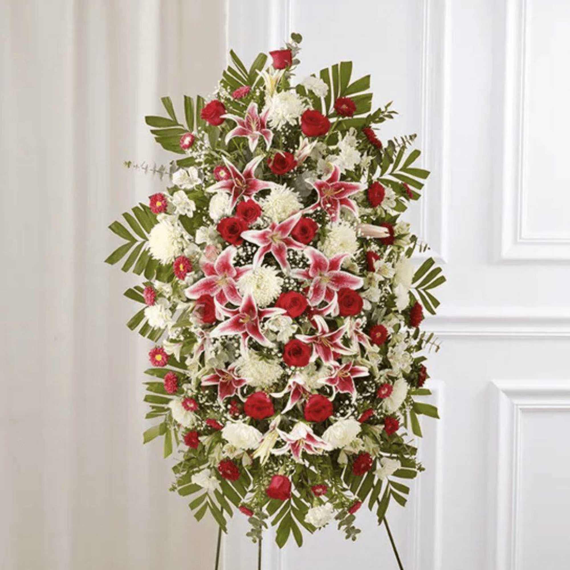 Celebrate a beautiful life with a truly heartfelt gesture. Our elegant standing