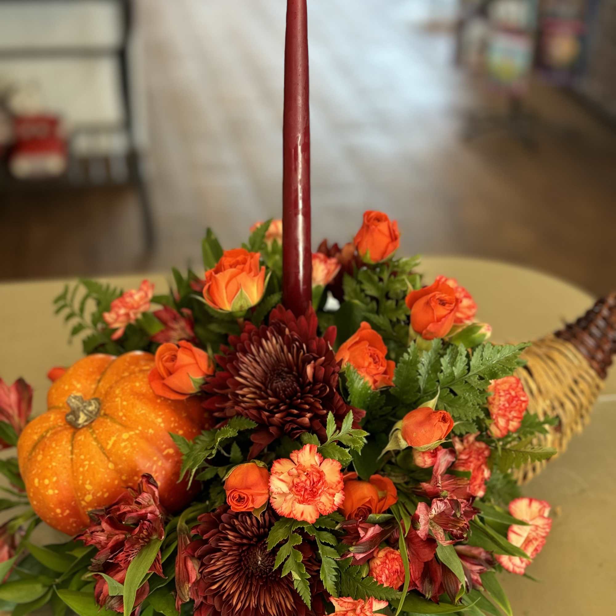 This design is meant to be a center piece during your feasts!