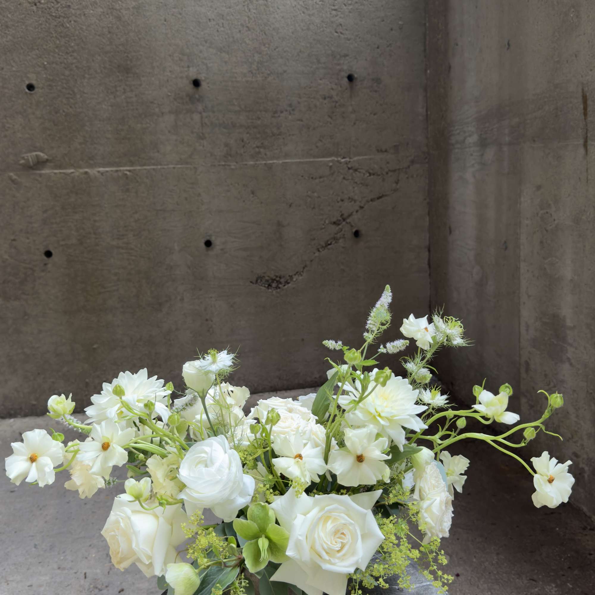 Ethereal and timeless, Pure Grace embodies sophistication in its simplest form. Featuring