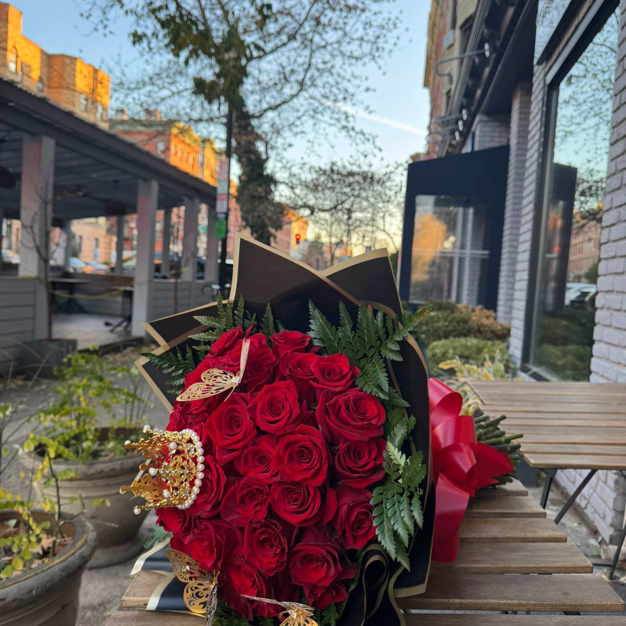 Make an unforgettable statement with our bouquet of 50 fresh red roses